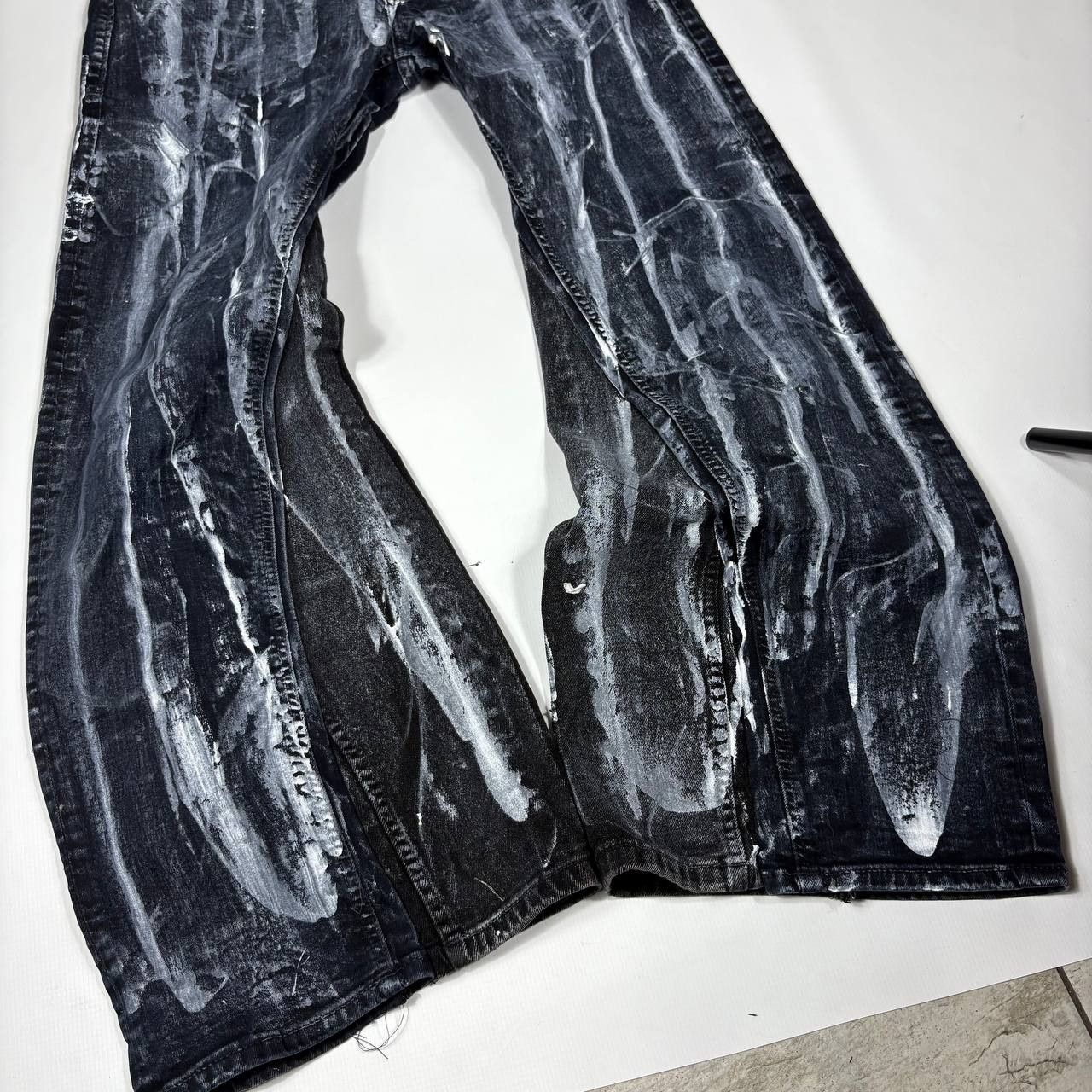 Japanese Brand Custom Black Baggy Distressed Jeans Painted Wide Leg Size US 31 - 5 Thumbnail