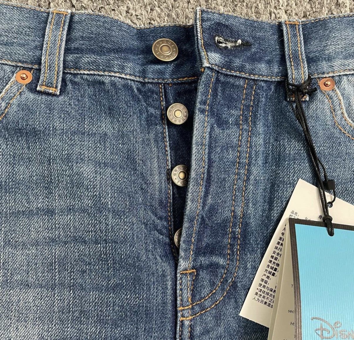 Gucci Gucci x Disney Donald Duck Shorts K12 Size 23" - 3 Thumbnail