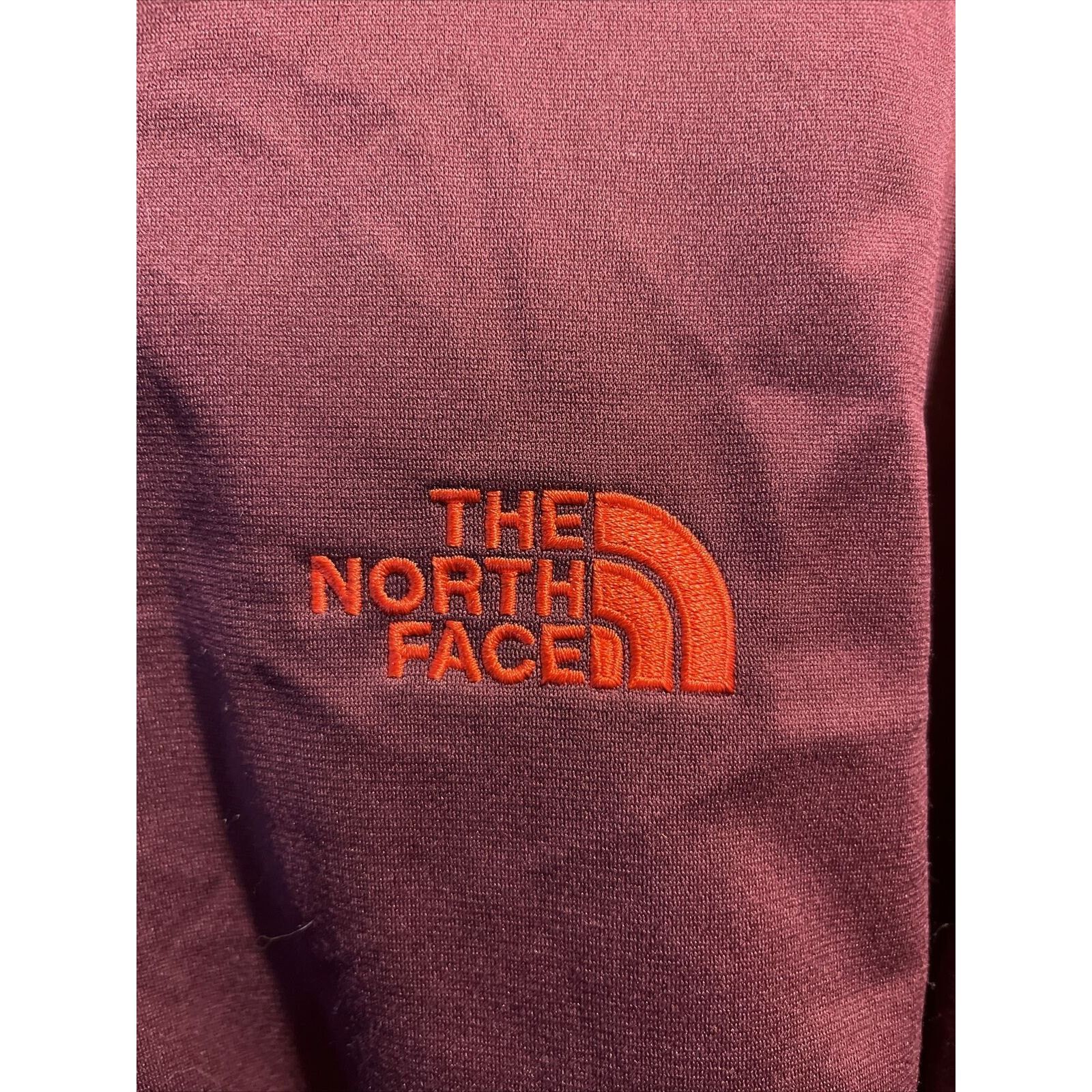 The North Face The North Face Men's L Maroon LS 1/2 Zip Polyester Jacket Size US L / EU 52-54 / 3 - 4 Thumbnail