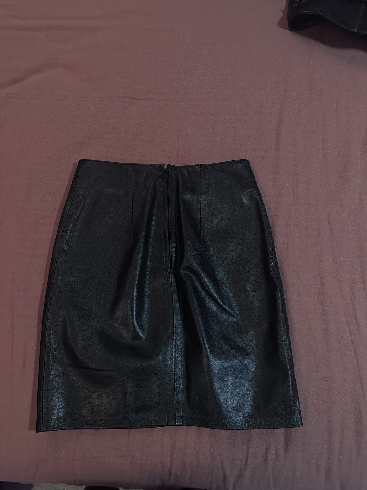Vintage Black Leather Pencil Skirt Size 25" / US 0 / IT 36 - 2 Thumbnail