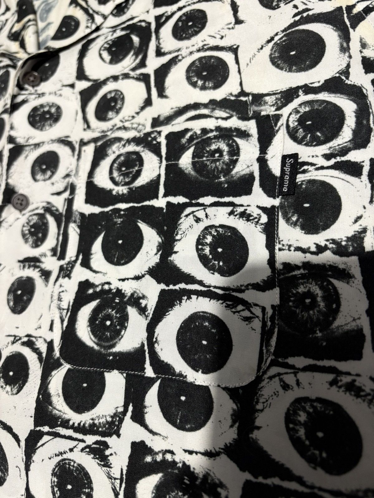 Comme des Garcons SHIRT × Supreme Supreme CDG SS17 Eyes Shirt button eyeball graphic logo polo Size US M / EU 48-50 / 2 - 7 Thumbnail
