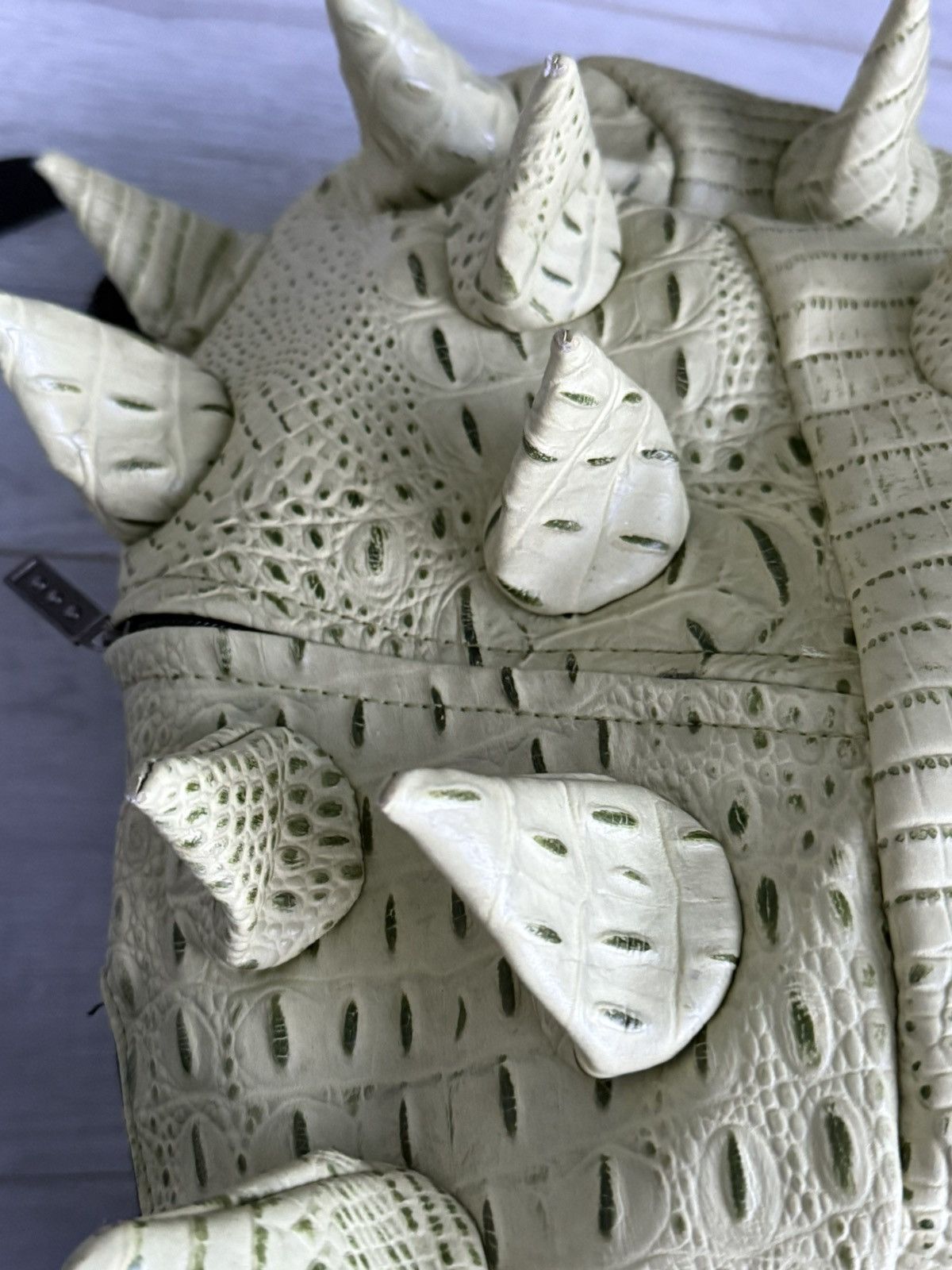 Hypebeast Mad Pax dragon spike backpack Size 34 - 9 Thumbnail