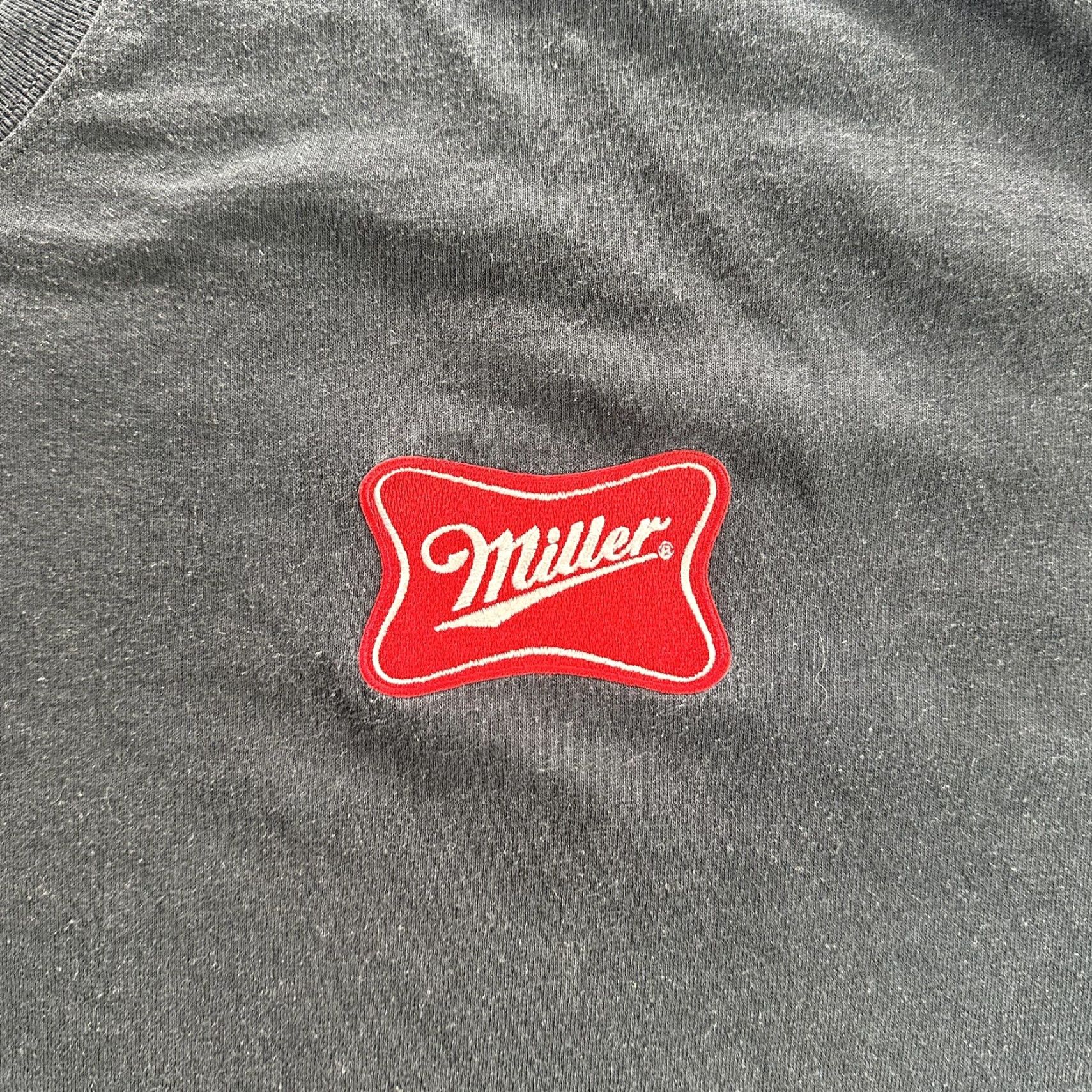 Vintage Miller Shirt Mens 2XL Black Red Logo Beer Tee T-Shirt Brewer Bar Promo 2EG Size US XXL / EU 58 / 5 - 7 Thumbnail