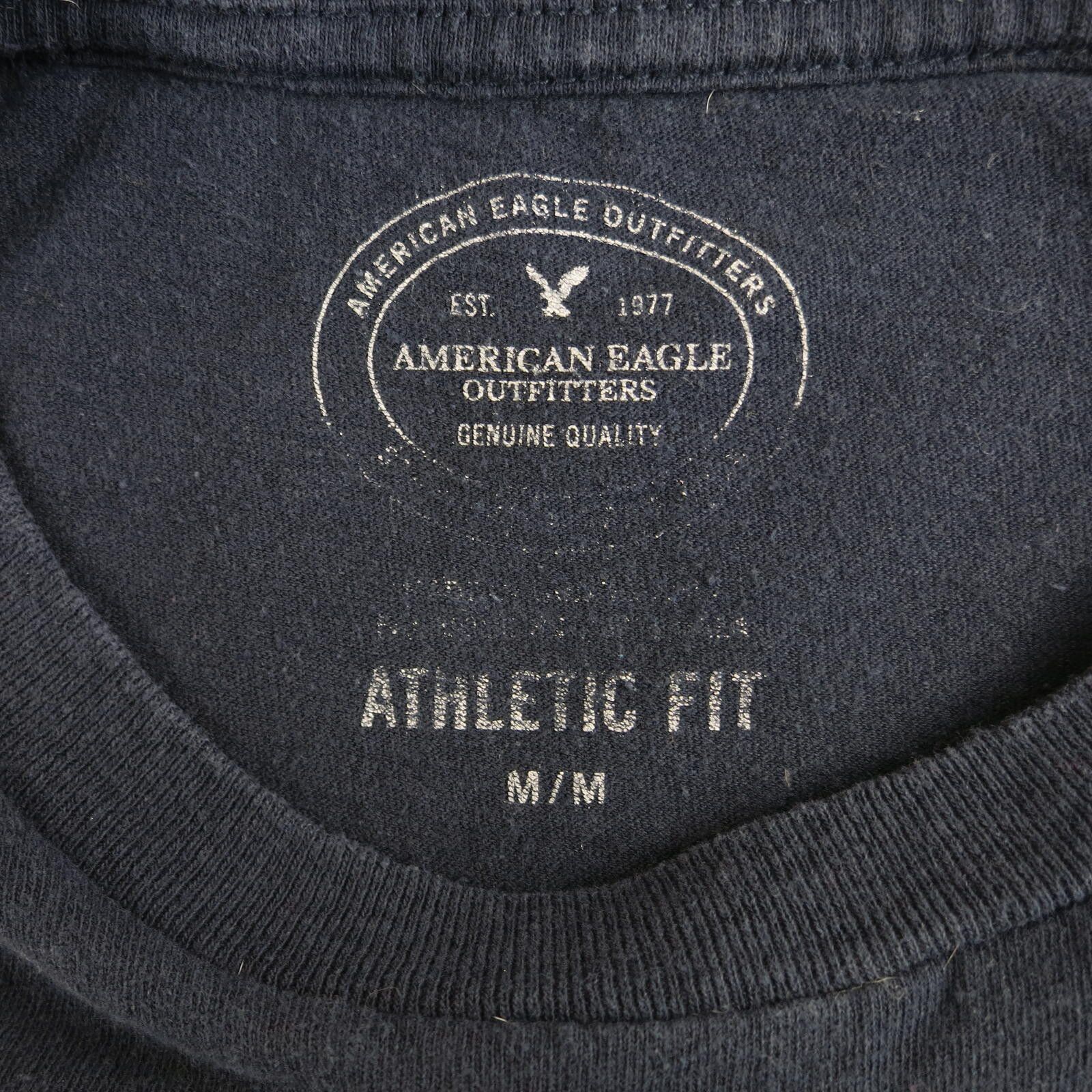 American Eagle Outfitters American Eagle Navy Blue Graphic T-Shirt Y2K Size M Size US M / EU 48-50 / 2 - 3 Thumbnail