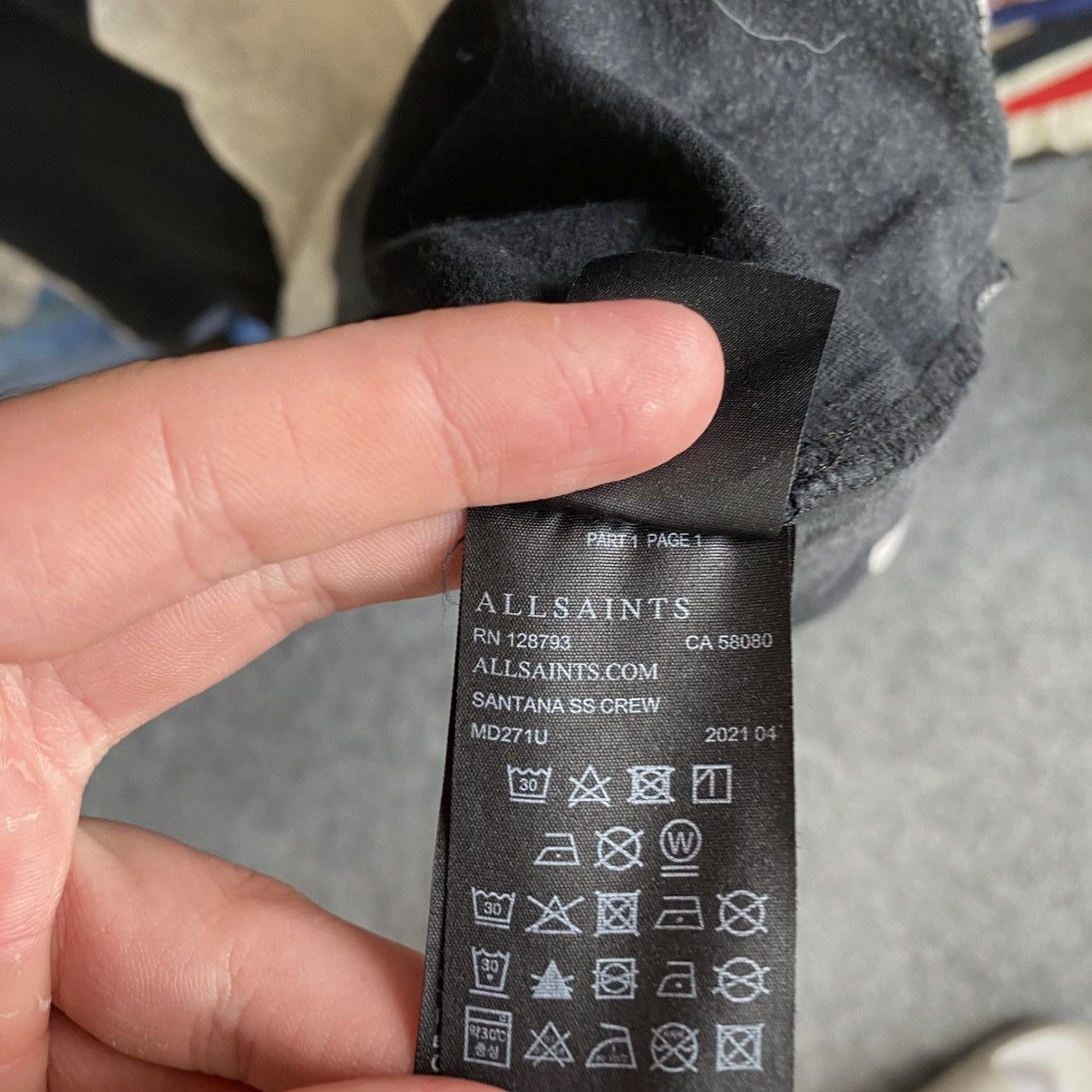 Allsaints Luxury Allsaints Small Logo overprinted graphic designer tee Size US L / EU 52-54 / 3 - 7 Thumbnail