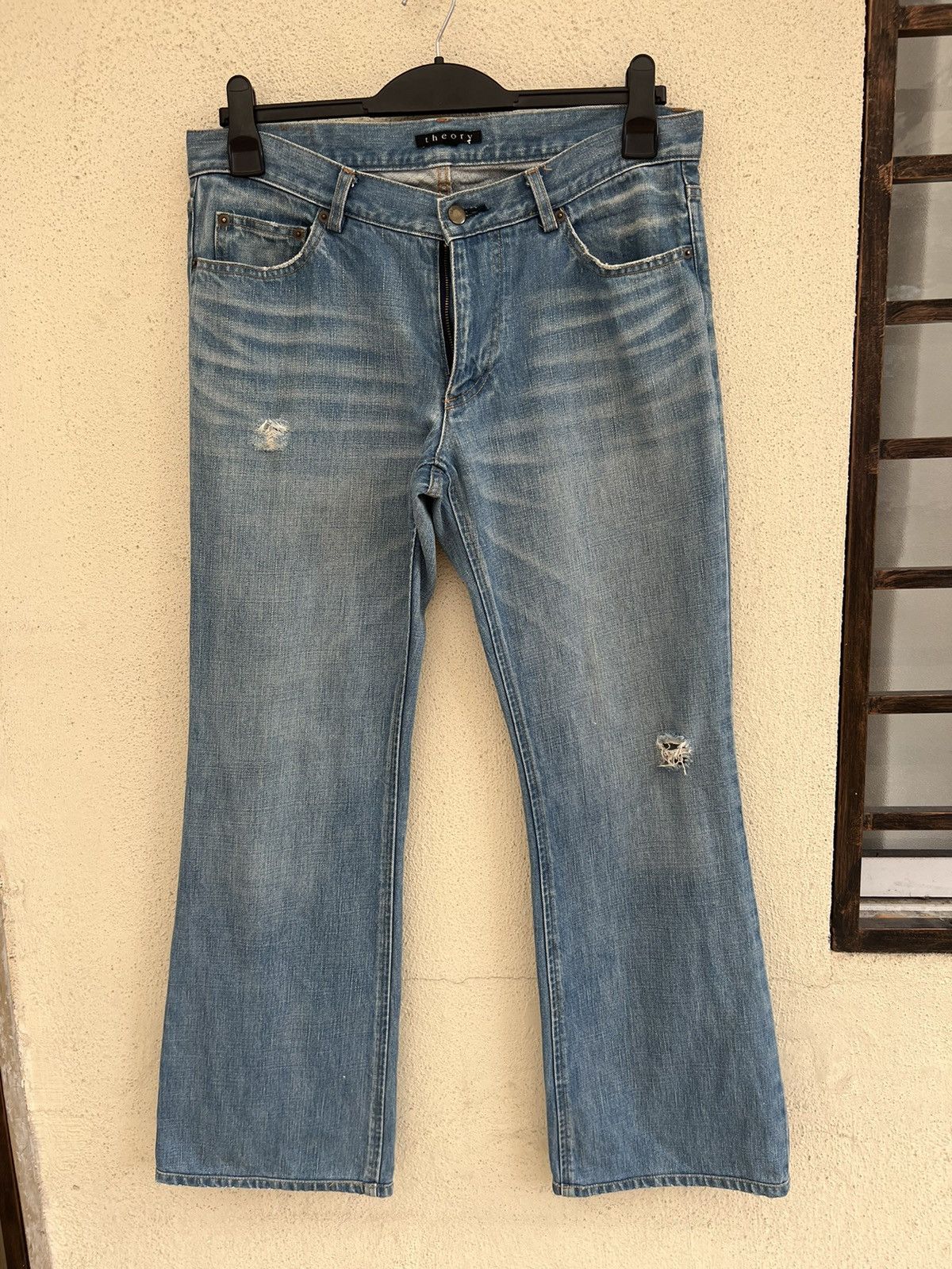 Theory Vintage Theory Distress Denim Boot Cut Jeans Size US 32 / EU 48 - 6 Thumbnail