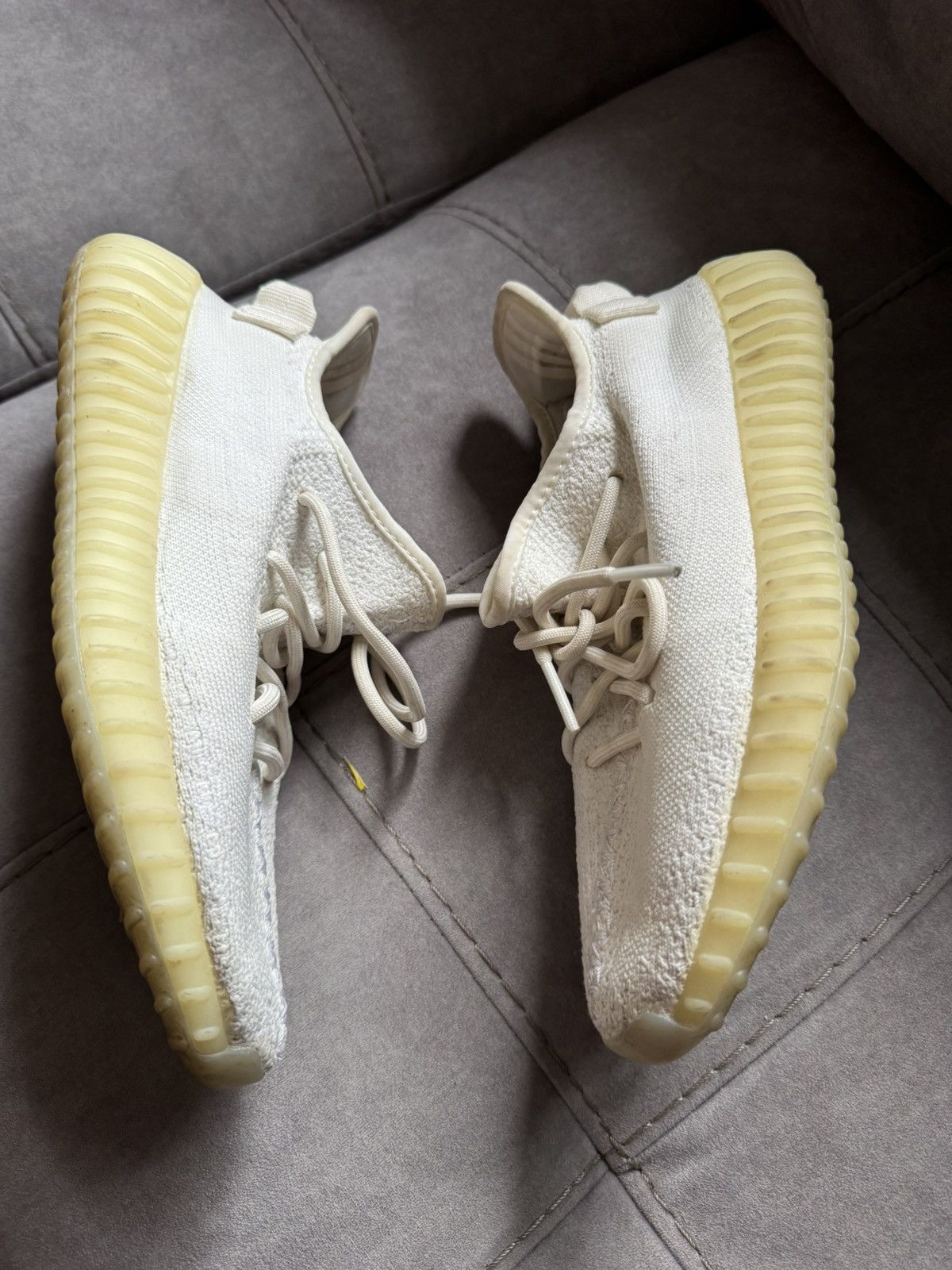 Yeezy YEEZY BOOST CP9366 sz US7.5 see all photos and description Size US 7.5 / EU 40-41 - 5 Thumbnail