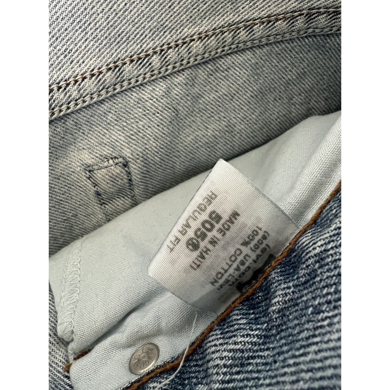 Levi's Vintage 505 Levi’s Blue Denim Jeans Size 36x32 Distressed Gr Size US 36 / EU 52 - 4 Thumbnail