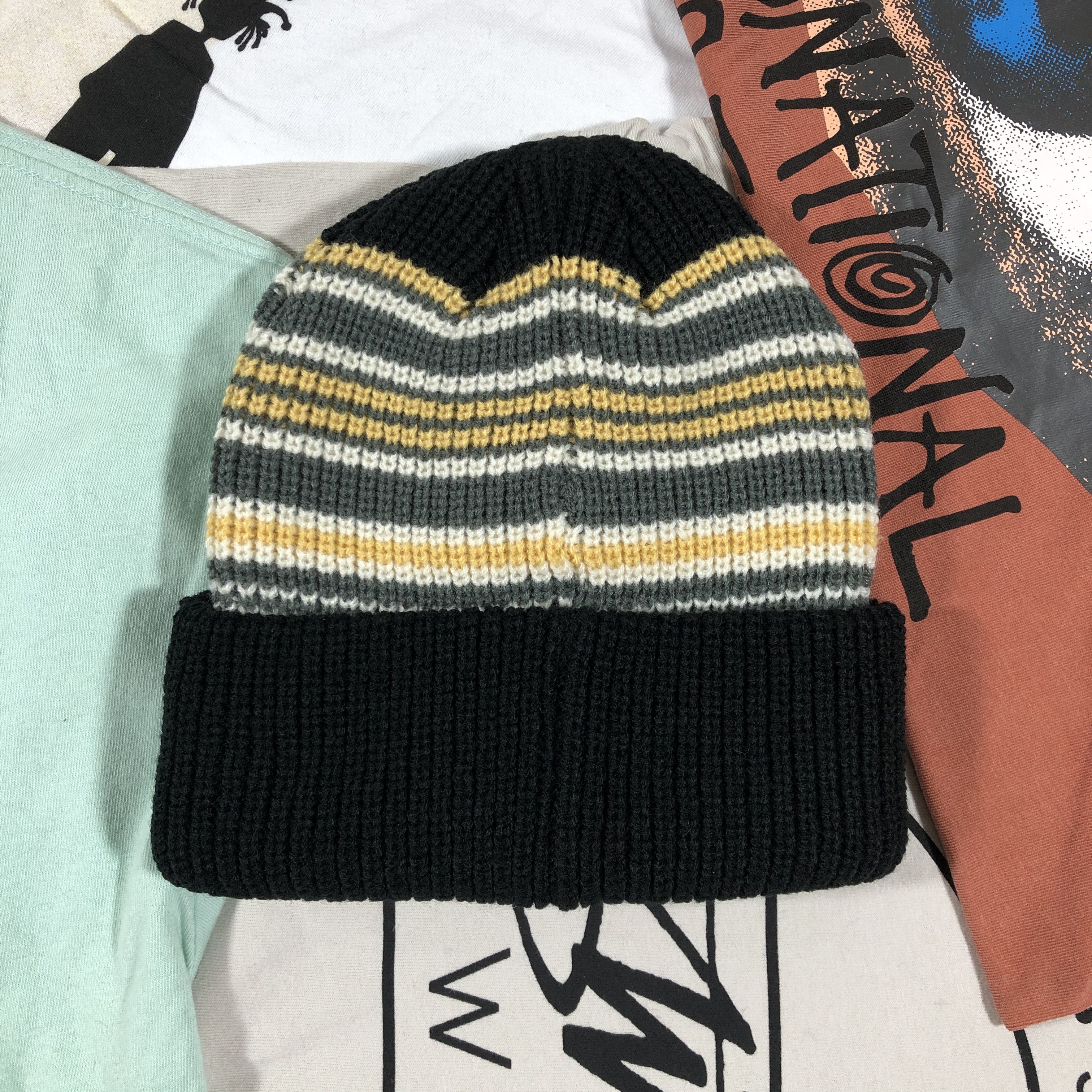 Stussy STUSSY STRIPED CUFF BEANIE HAT • BLACK Size ONE SIZE - 3 Thumbnail