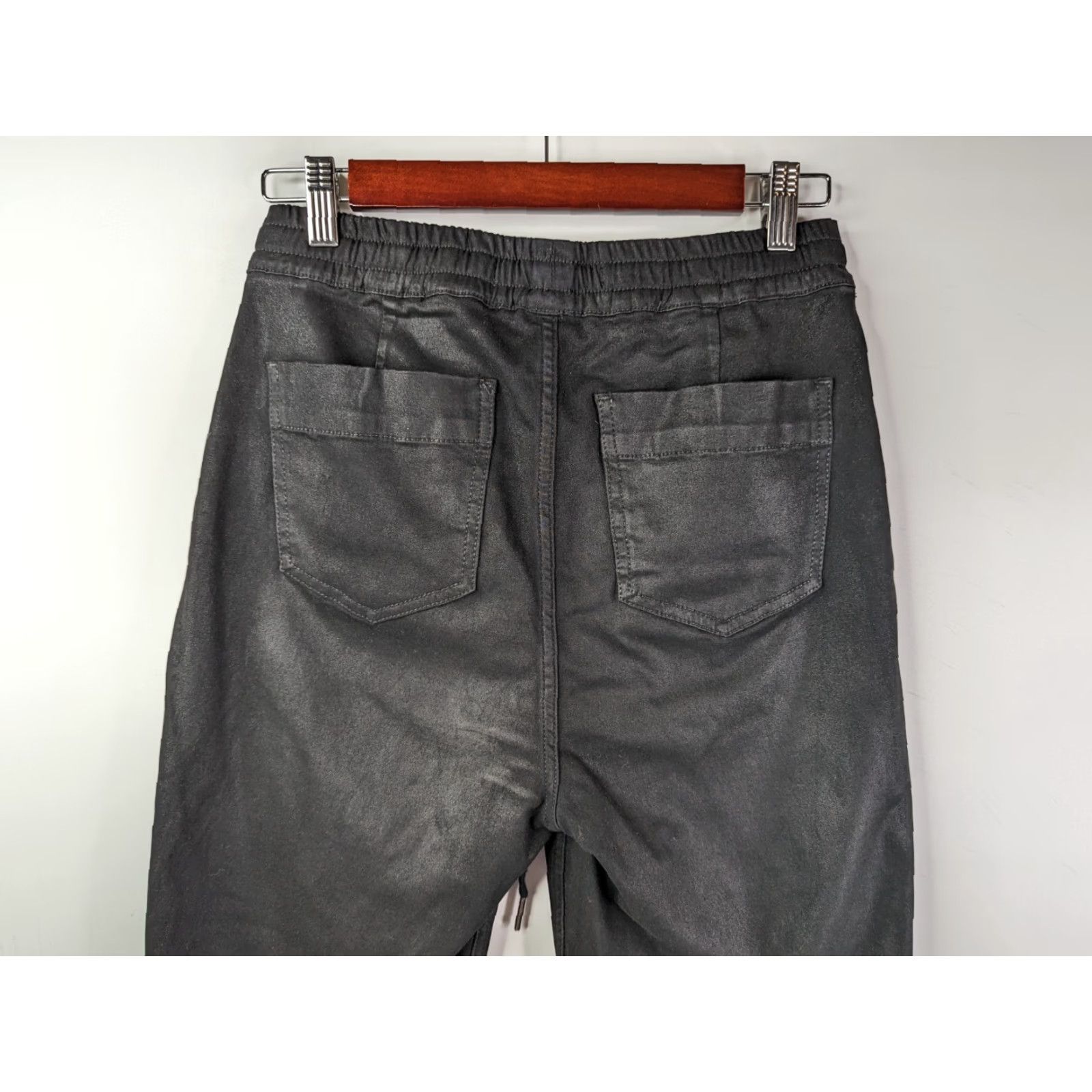 Vintage Joe’s The Sienna Coated Joggers Black Women Size S Tapered GG8CTC8000 Size 28" / US 6 / IT 42 - 5 Thumbnail