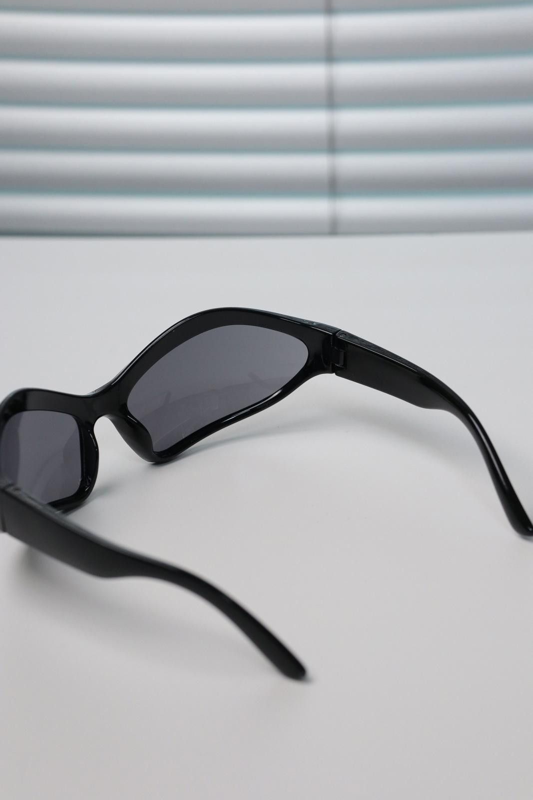 Other Vtg Y2k Avant Garde Future Sunglasses Black Unisex One Size Size ONE SIZE - 7 Thumbnail