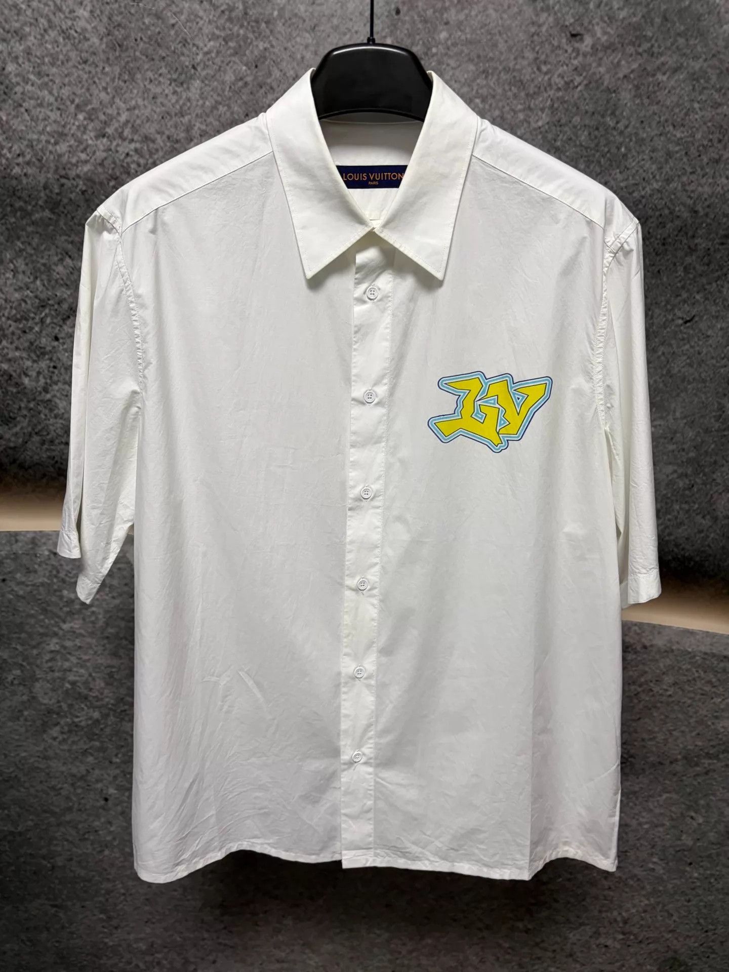 Louis Vuitton White Short-Sleeve Button-Up Shirt Size US L / EU 52-54 / 3 - 1 Thumbnail