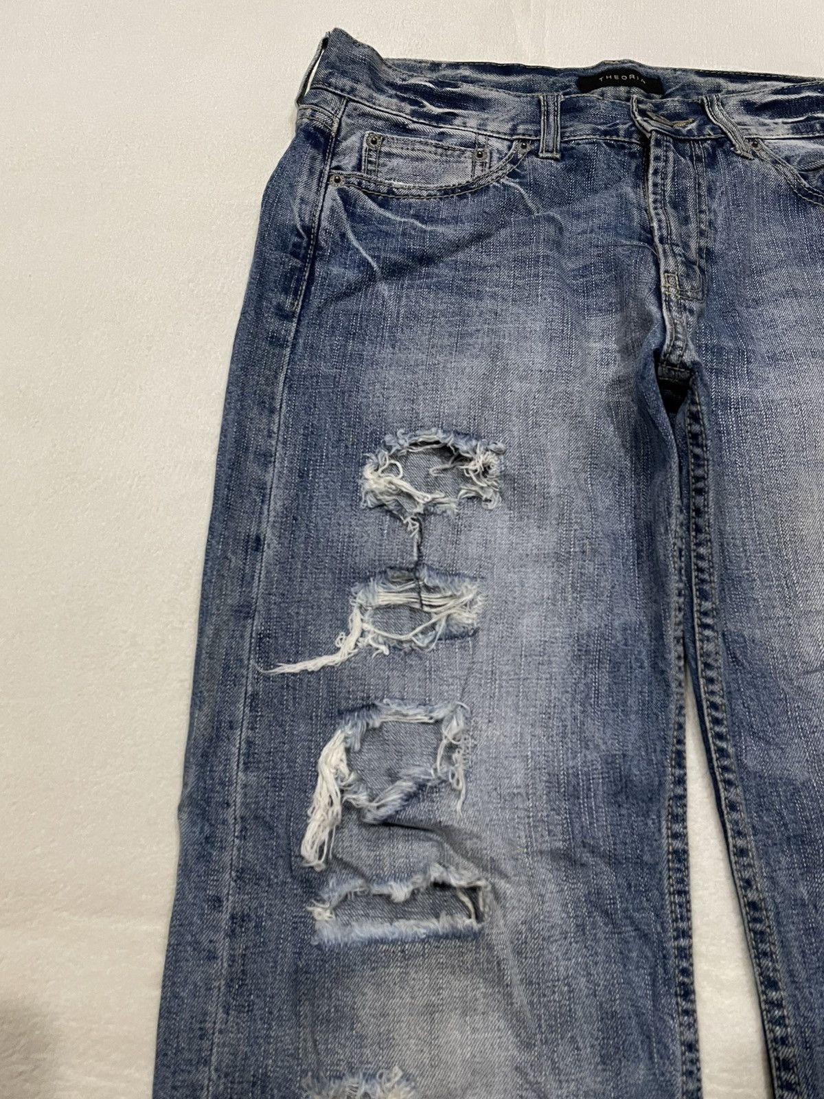 Japanese Brand Vintage Theoria faded distressed straight cut denim jeans Size US 33 - 5 Thumbnail