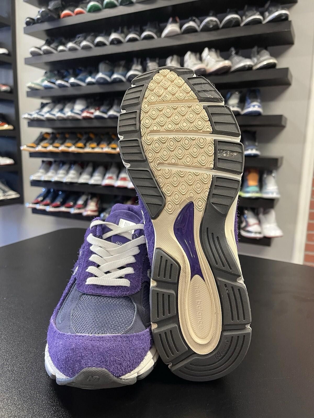 New Balance Size 10 - New Balance 990v4 Made in USA Plum Purple Size US 10 / EU 43 - 9 Thumbnail