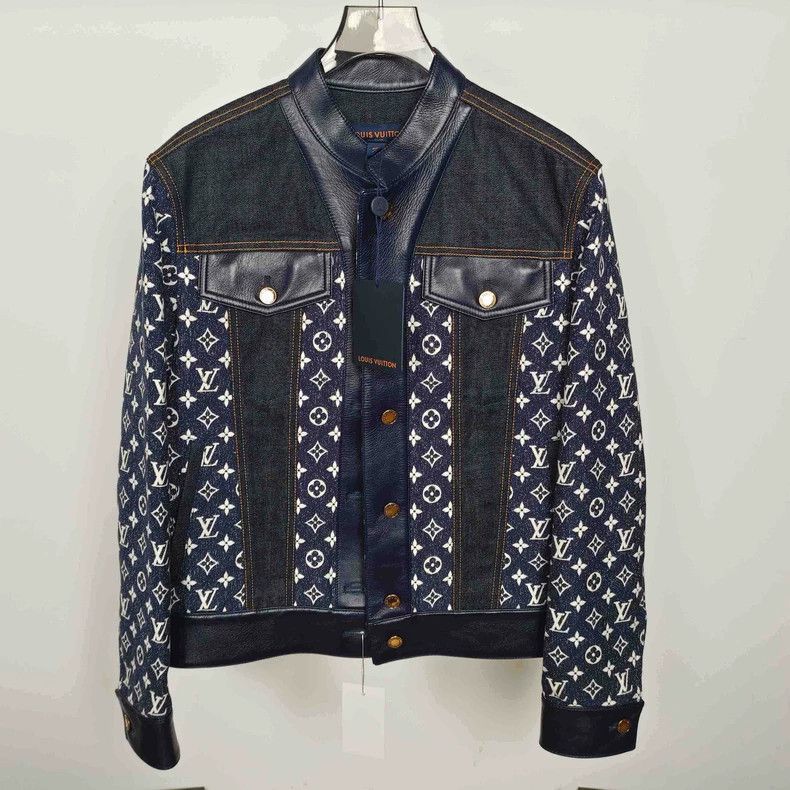 Louis Vuitton Louis Vuitton Blue and white full-print patchwork denim ja Size XS / US 0-2 / IT 36-38 - 1 Thumbnail