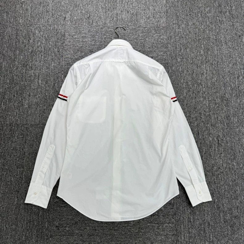 Thom Browne Thom Browne Double-sleeved logo striped shirt 2506-Nextarro Size US M / EU 48-50 / 2 - 5 Thumbnail