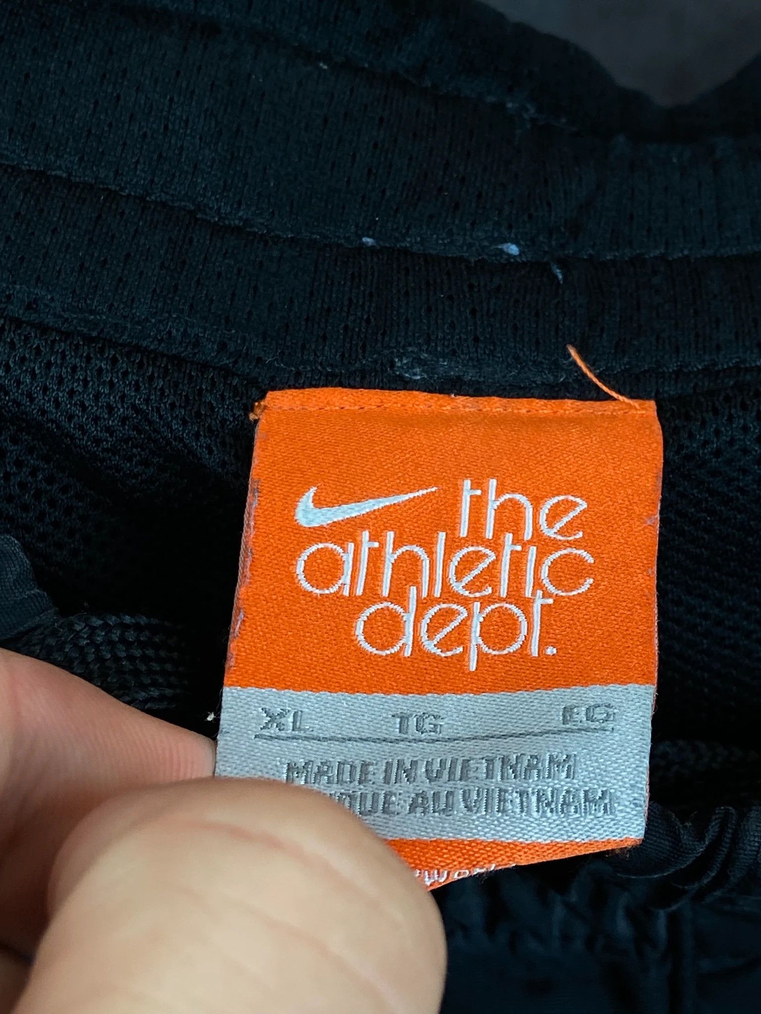Nike Nike Black Capri Training Shorts XL Vintage Size US 38 / EU 54 - 3 Thumbnail
