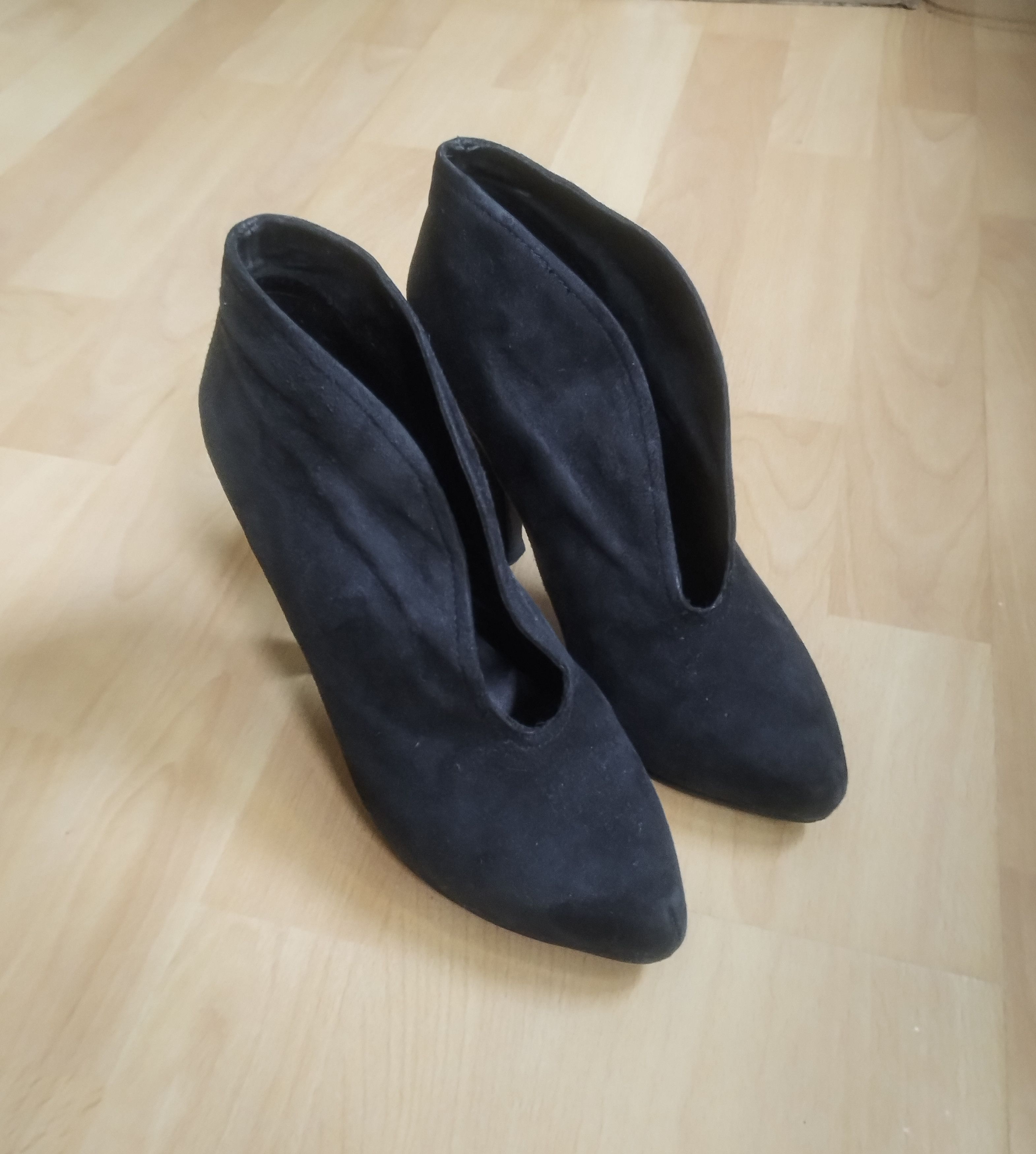 ASH ASH Black Sude Ankle Booties - Size 37 - Retail 250 $ Size US 7 / IT 37 - 1 Thumbnail