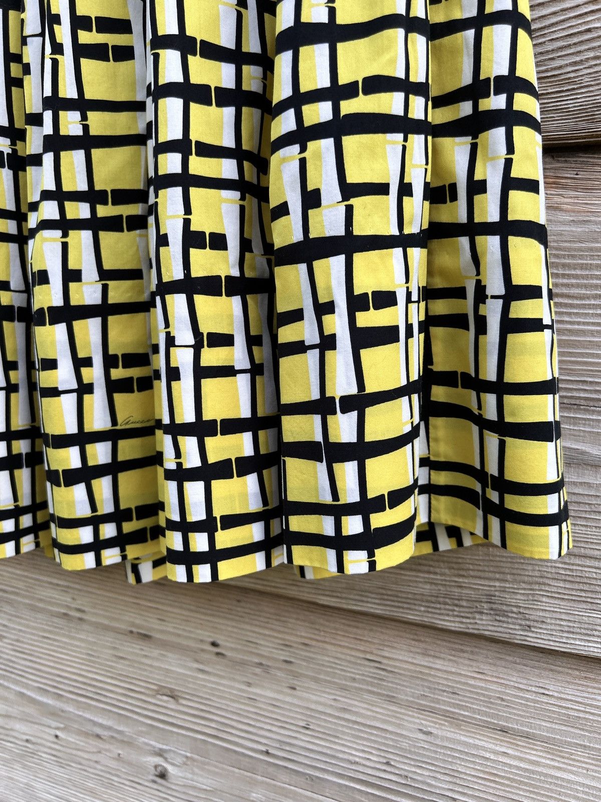 Gucci 00s Vintage Gucci Plaid Checkered Midi Skirt In Yellow 40 Size 27" / US 4 / IT 40 - 4 Thumbnail