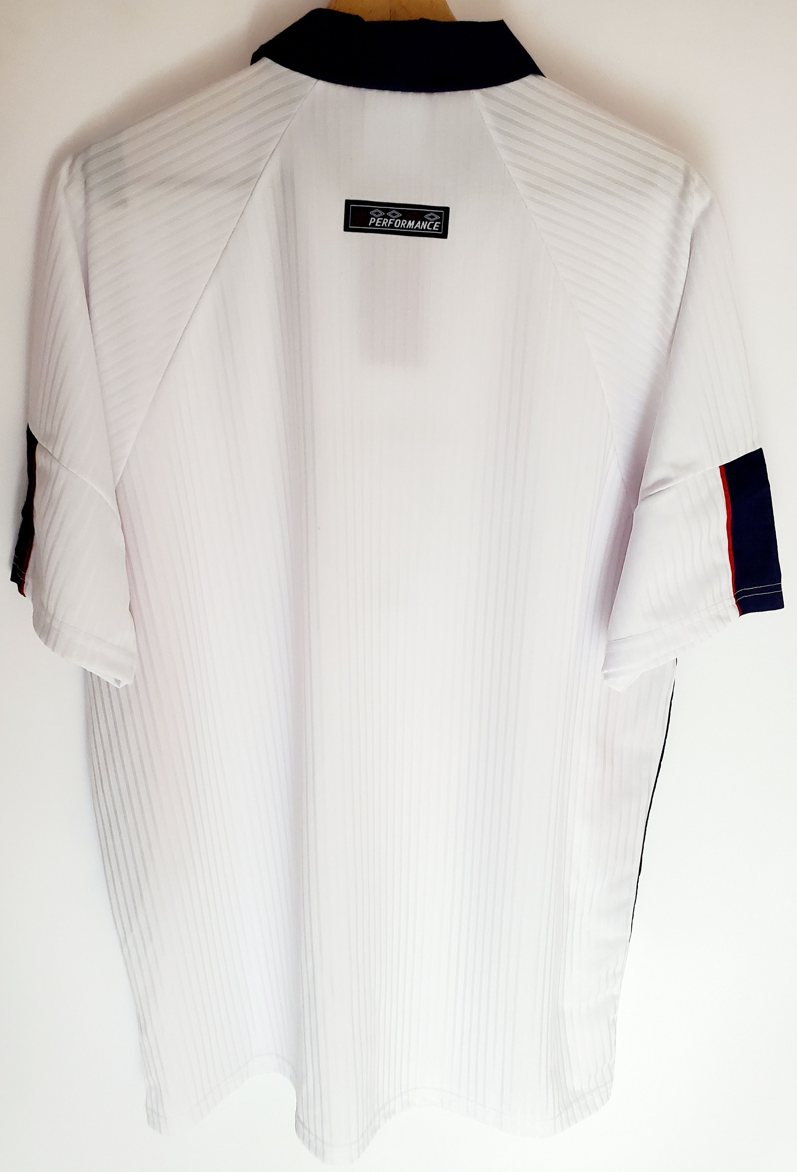 Vintage Vintage England 1998/99 jersey Xl Reprint New condit Size US XL / EU 56 / 4 - 6 Thumbnail