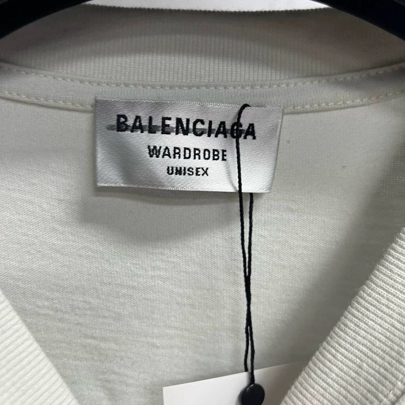 Balenciaga Balenciaga Beige Coke Embroidered Logo Round Neck Short Sle Size US S / EU 44-46 / 1 - 2 Thumbnail