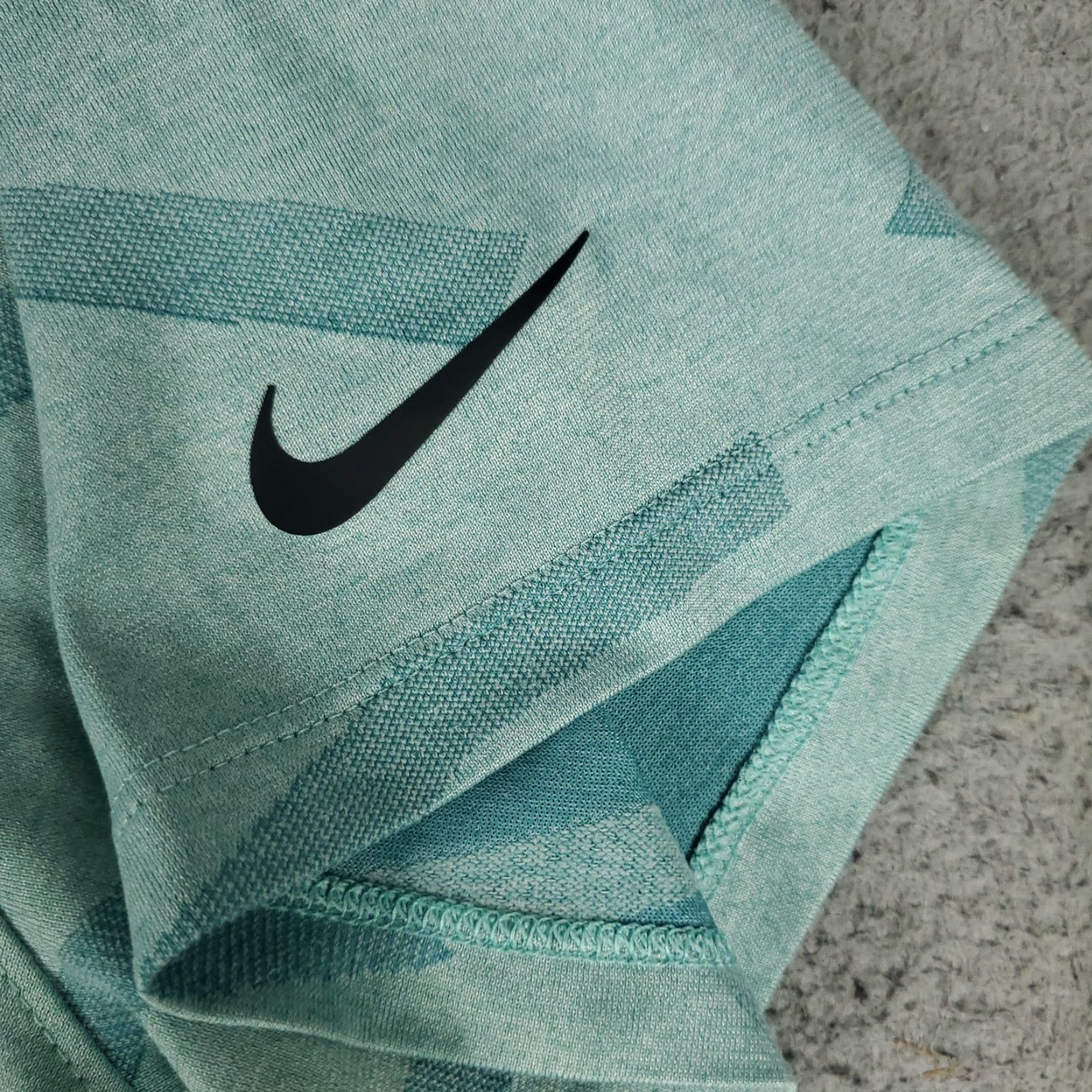 Nike Nike Polo Shirt Mens 2XL Turquoise Swoosh Golf Casual Short Sleeve Polo Men's 2XL Nike Golf Turquoise Short Sleeve Polo Shirt Mens Size US XXL / EU 58 / 5 - 3 Thumbnail