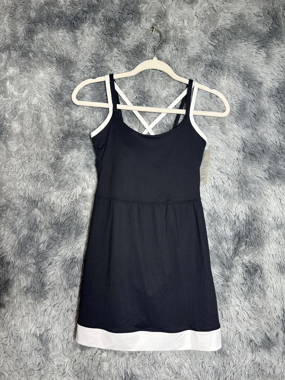 Other All in motion Black and White Sleeveless Dress w Cross Back Size S / US 4 / IT 40 - 1 Thumbnail