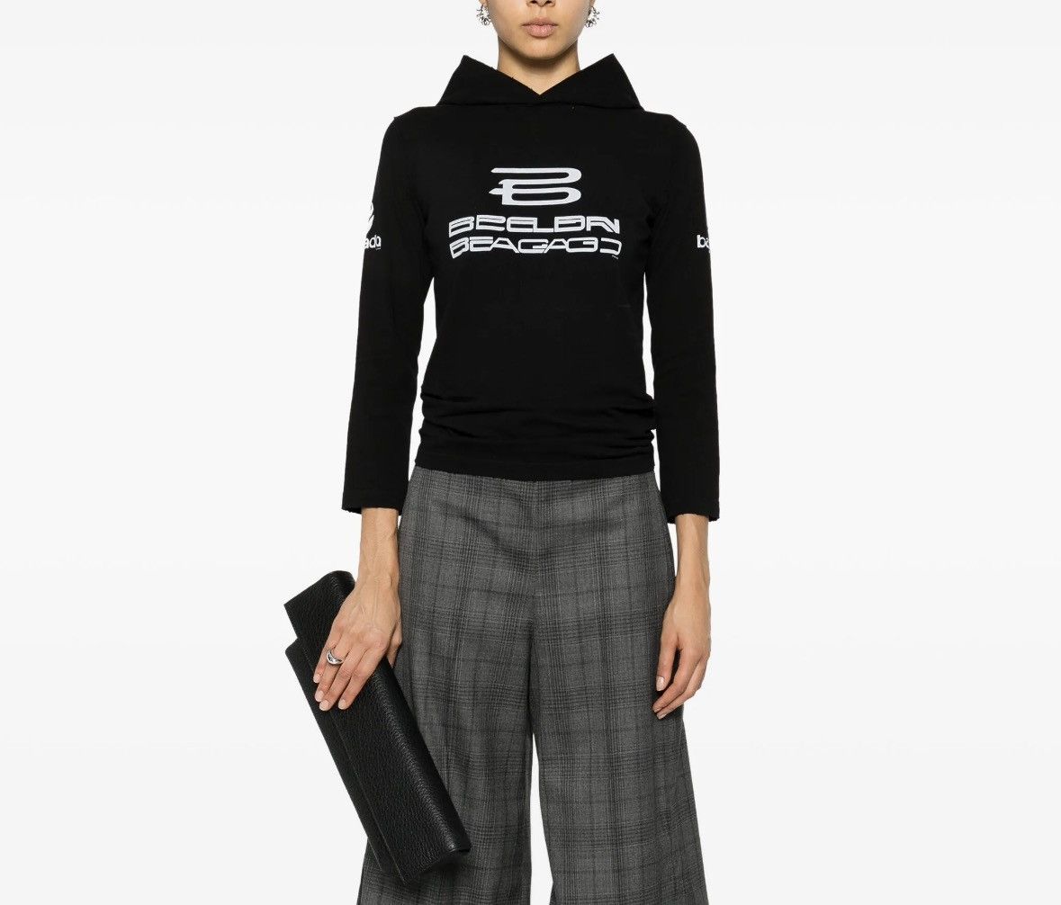 Balenciaga NEW Balenciaga Black Logo Distressed Women’s Hoodie Size S Size S / US 4 / IT 40 - 5 Thumbnail