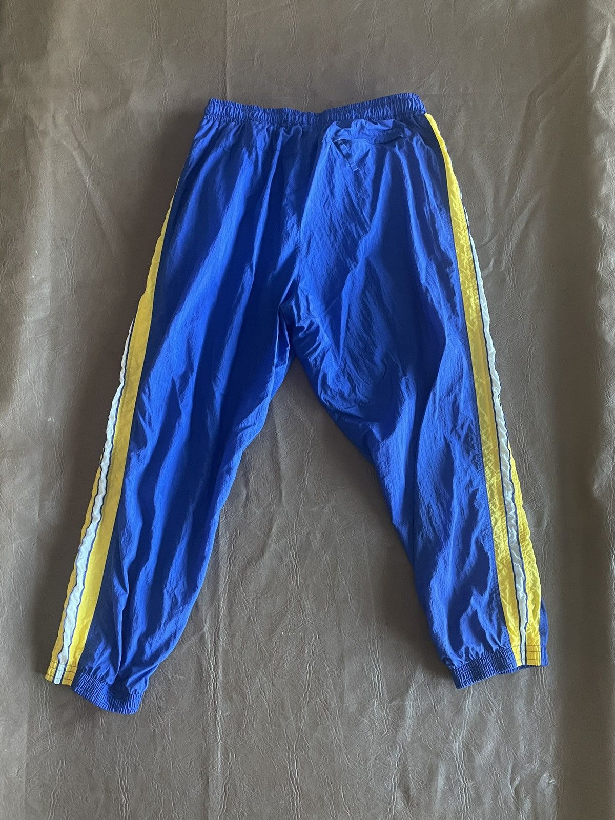 Nike Vintage Blue and Yellow Nike Joggers Size US 32 / EU 48 - 2 Thumbnail