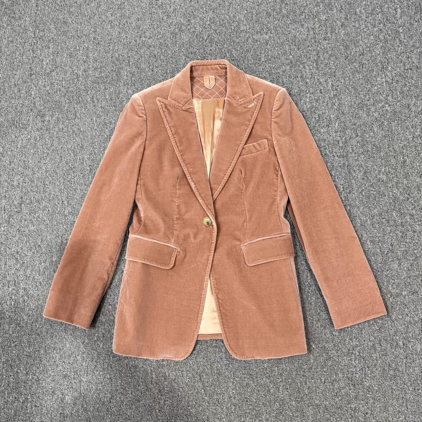 Max Mara MaxMara velvet blazer 32 99 new Size XXS / US 00 / IT 34 - 1 Thumbnail