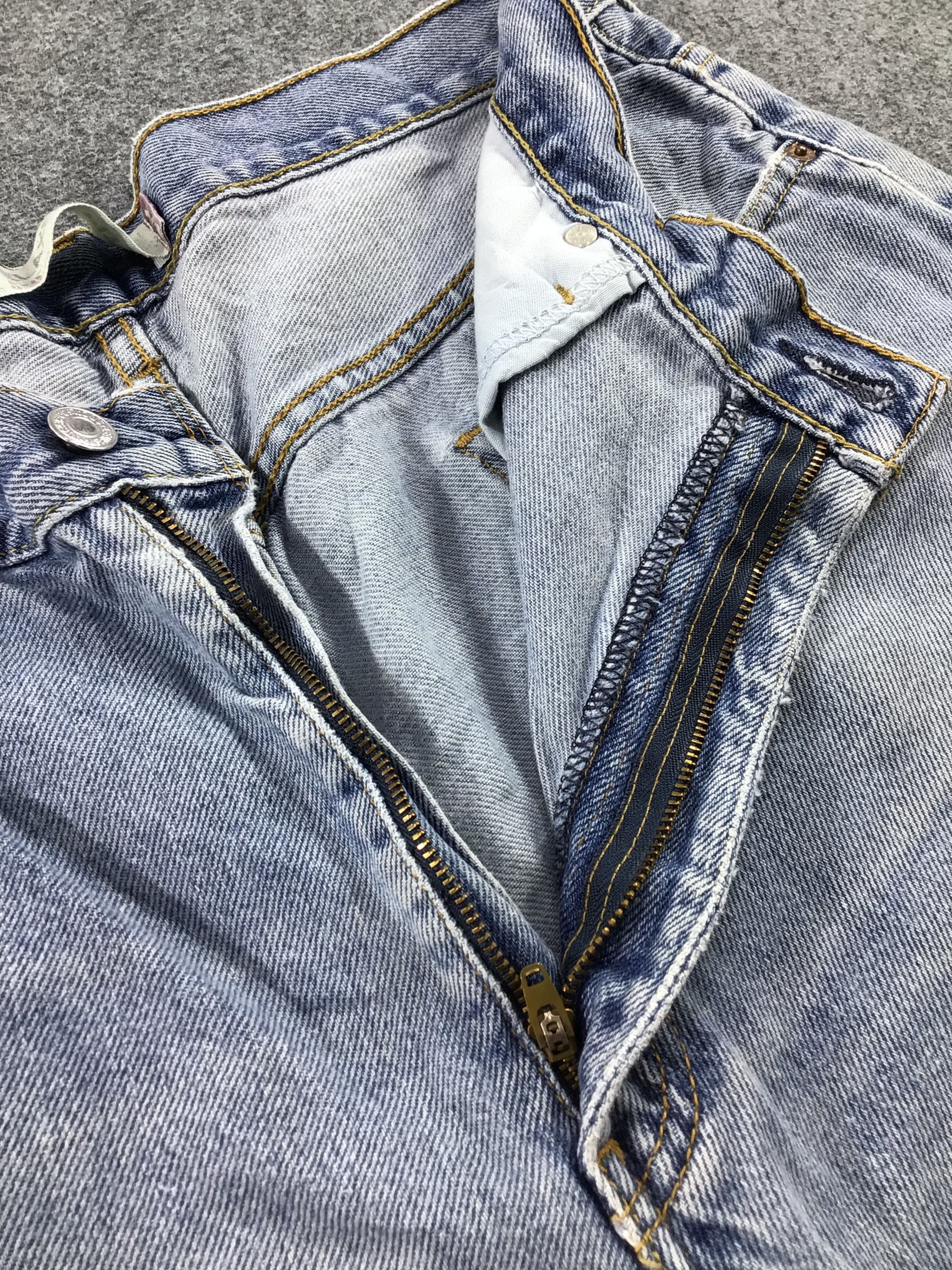 Levi's Vintage Levis Jeans Lot 550-J810 Size US 35 - 8 Thumbnail