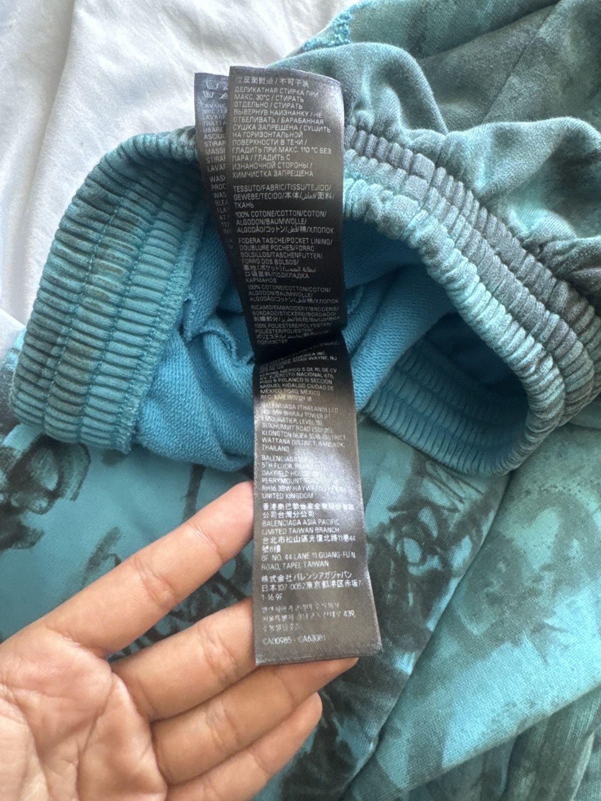 Balenciaga Balenciaga Skater Sweats Size US 30 / EU 46 - 6 Thumbnail