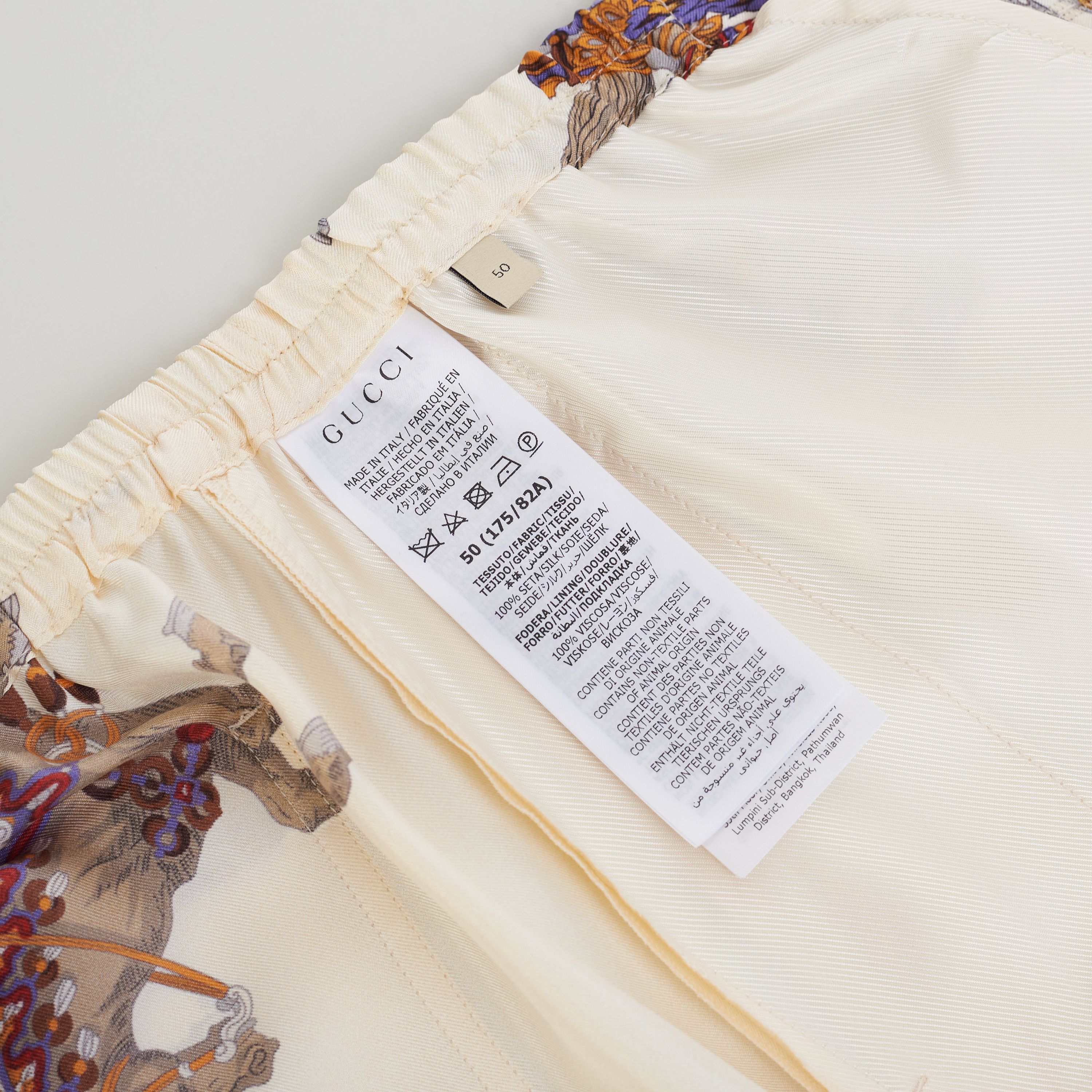 Gucci Silk Short With Roi Soleil Print In Ivory And Red Size US 36 / EU 52 - 10 Thumbnail