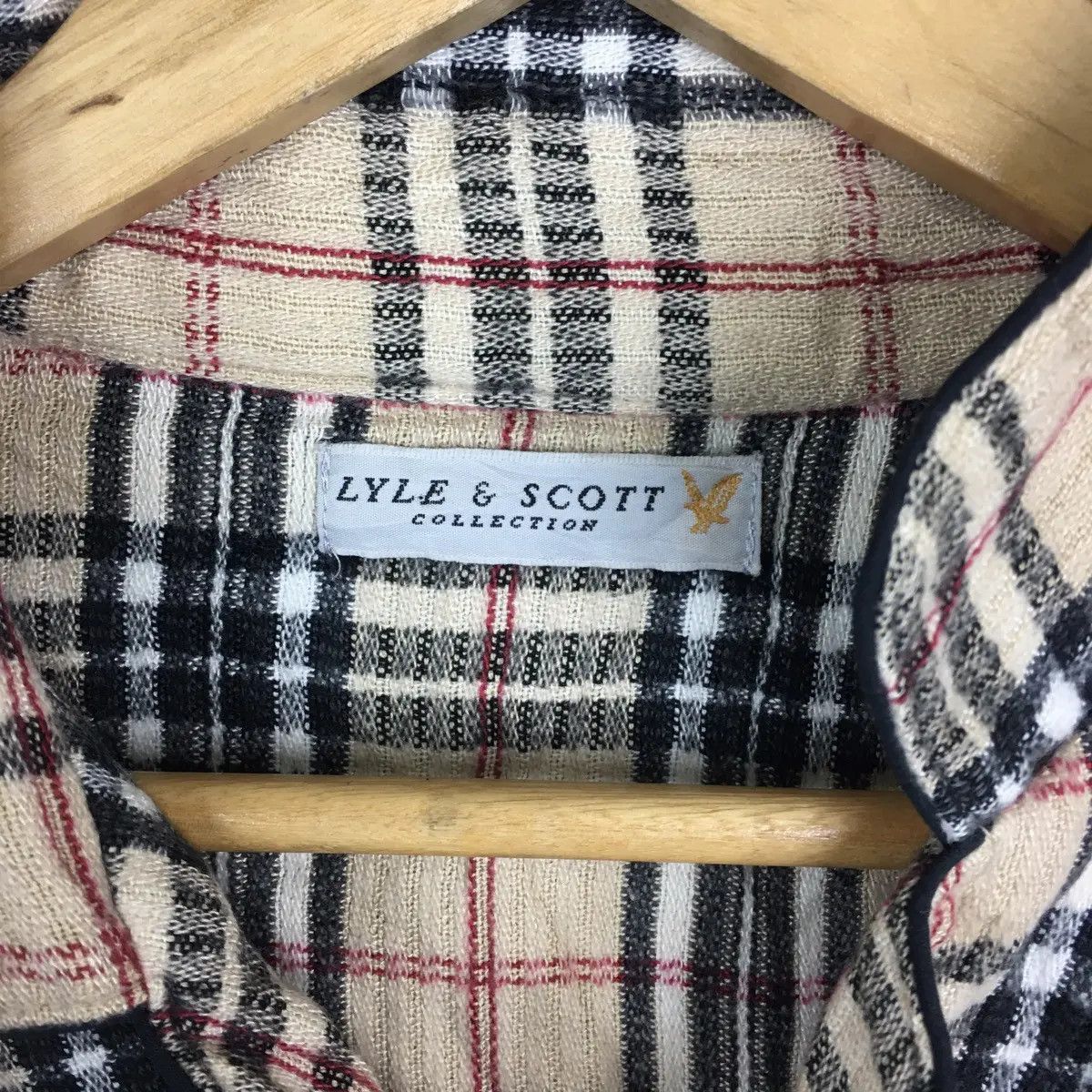 Lyle & Scott Vintage LYLE & SCOTT COLLECTION Nova Checks Casual Tee Shirt Size US XL / EU 56 / 4 - 3 Thumbnail