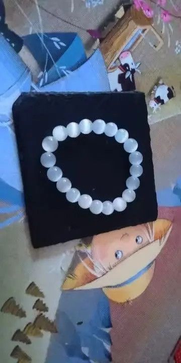 Other 8 Mm White Cat Eyes Bracelet Size ONE SIZE - 4 Thumbnail