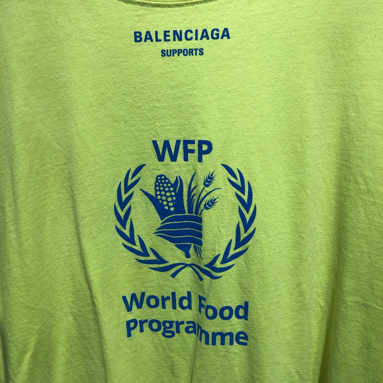 Balenciaga Balenciaga World Food Programme Tee Size US XL / EU 56 / 4 - 6 Thumbnail