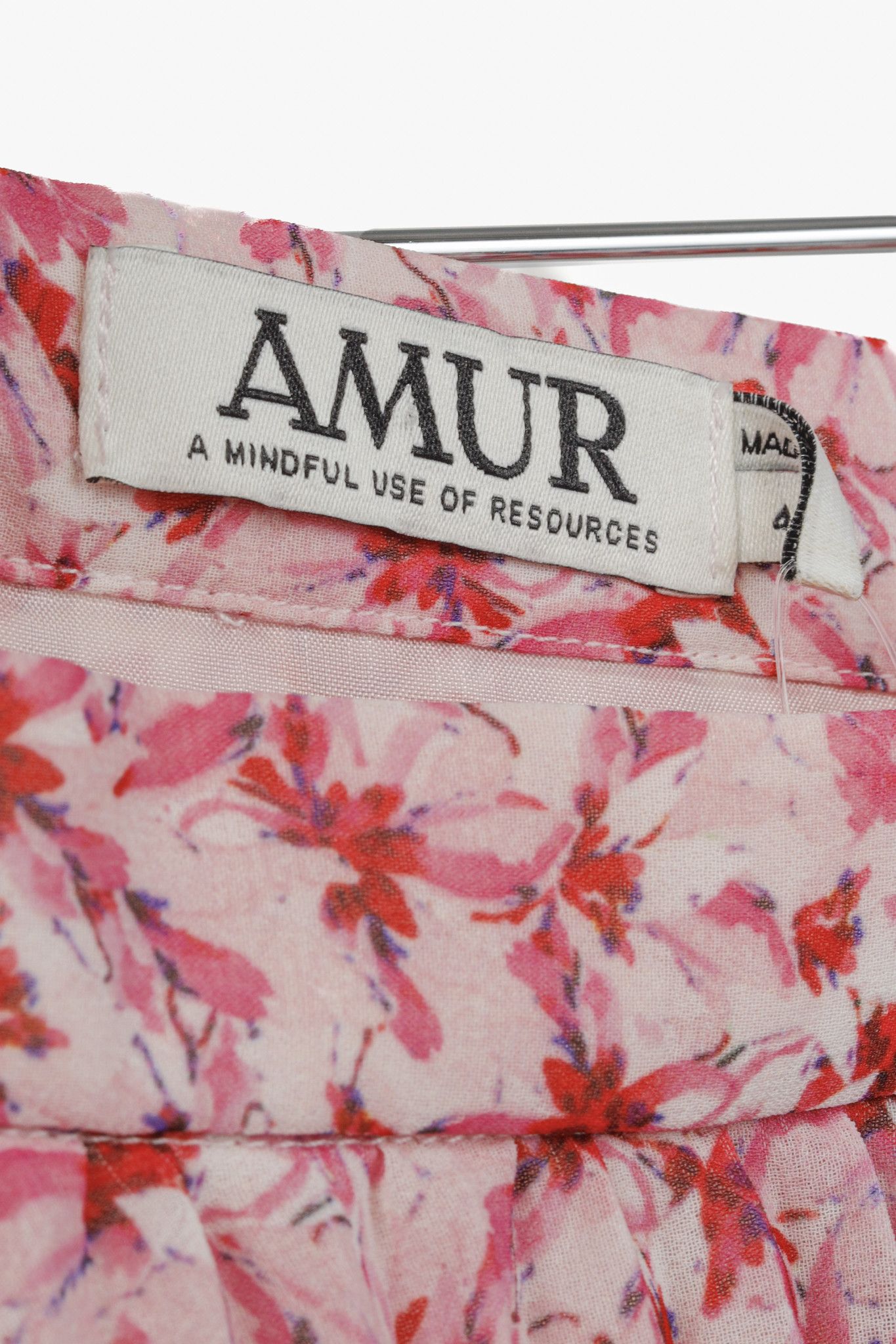 Amur Amur Paisley Pink Floral Pleated Tiered Midi Skirt Size 26" / US 2 / IT 38 - 4 Thumbnail
