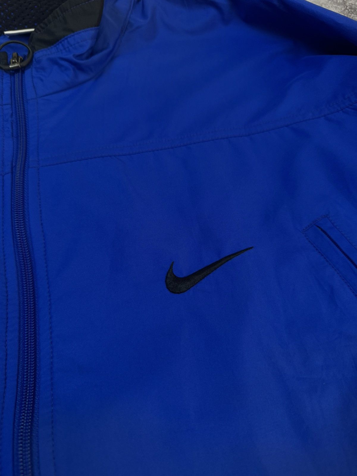 Japanese Brand × Nike × Vintage Men’s Windbreaker Nike Swoosh Vintage retro y2k Size US L / EU 52-54 / 3 - 2 Thumbnail