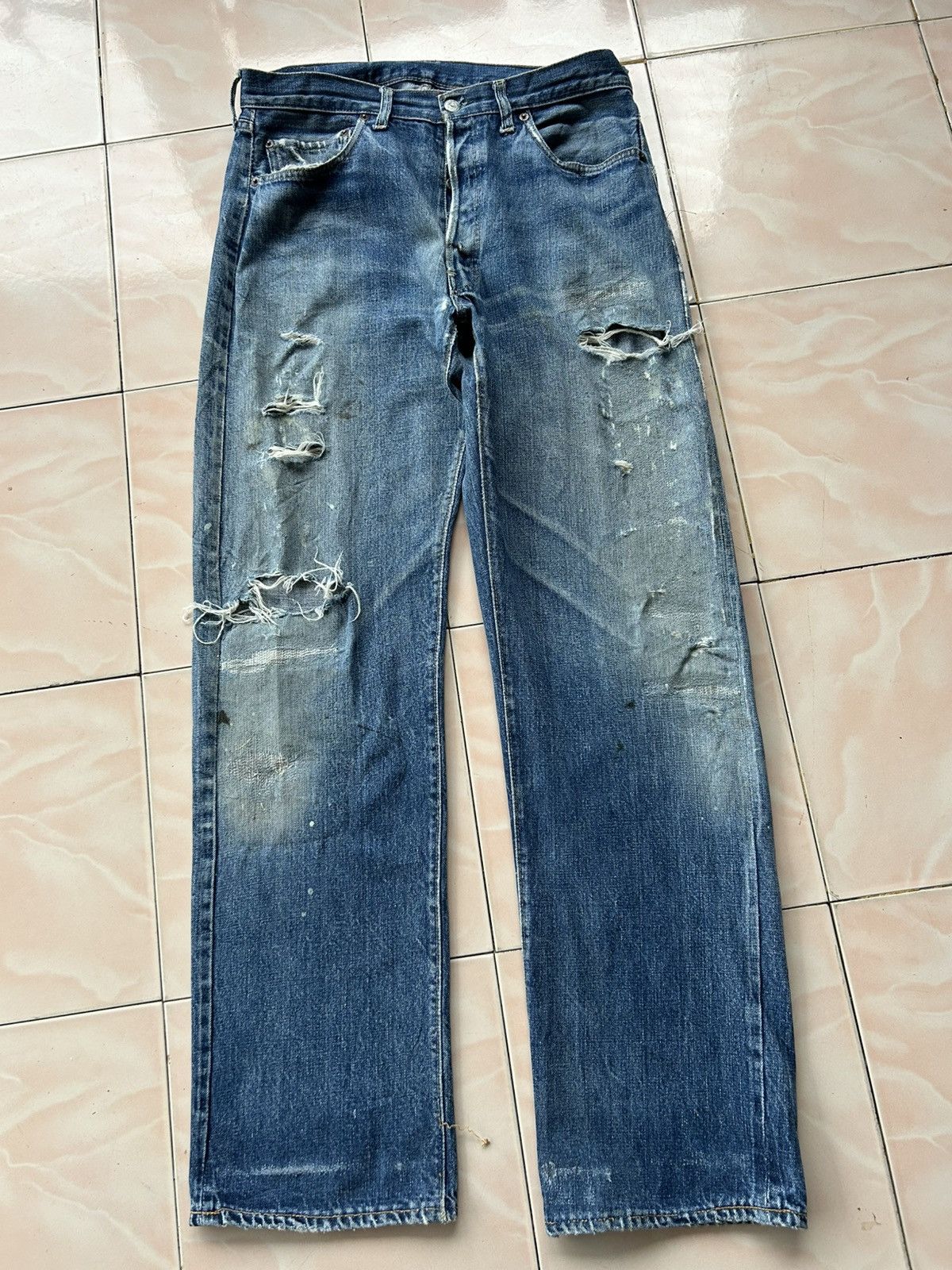 Levi's Vintage 60’s Levi’s 501 Big E #16 Selvedge Jean Size US 34 / EU 50 - 1 Thumbnail