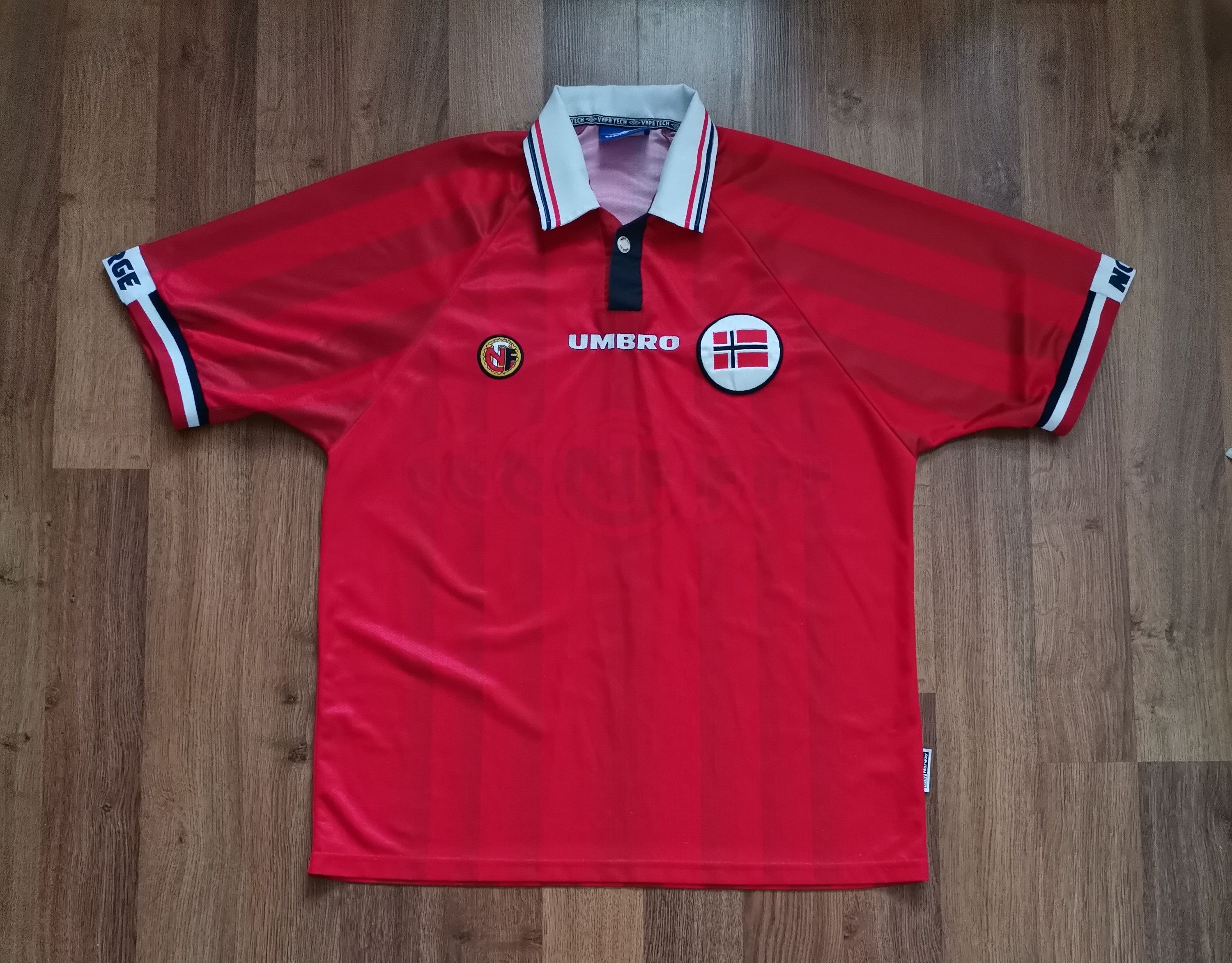 Umbro Vintage Umbro Norway 90's Jersey Size US XL / EU 56 / 4 - 1 Thumbnail