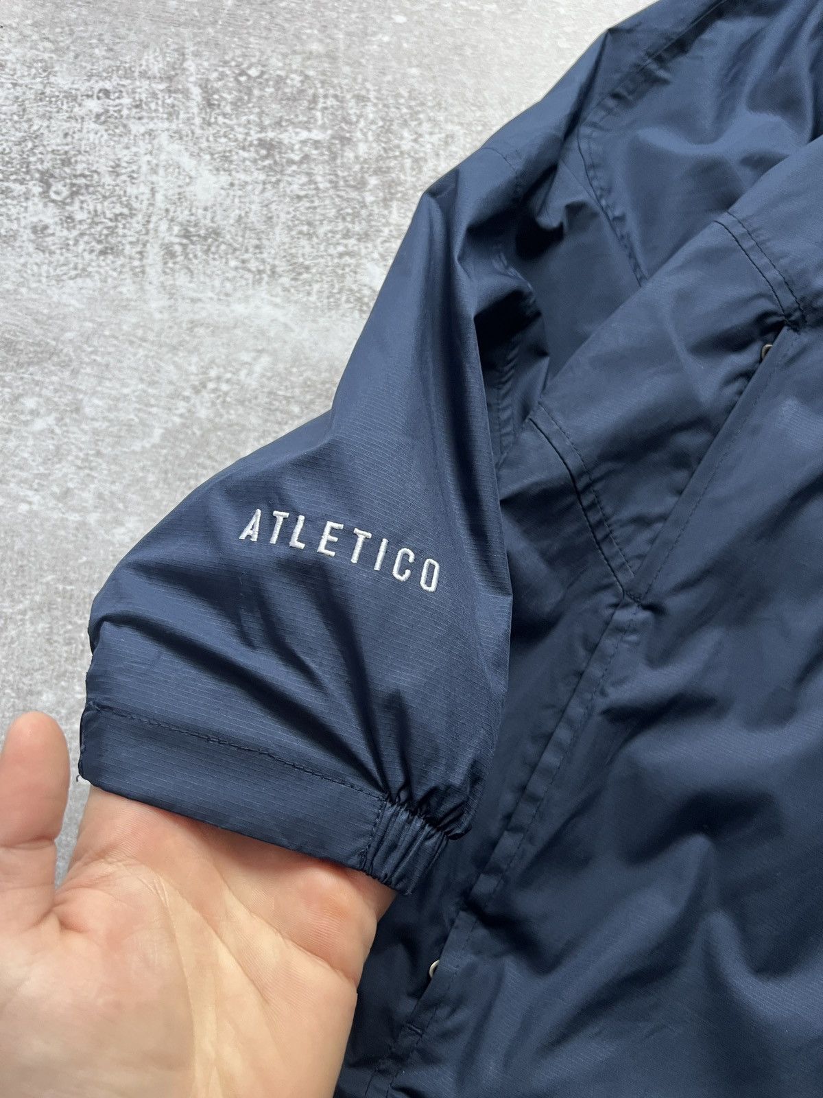 Nike Nike Atletico Madrid Hooded Windbreaker Jacket Navy Size US XL / EU 56 / 4 - 5 Thumbnail