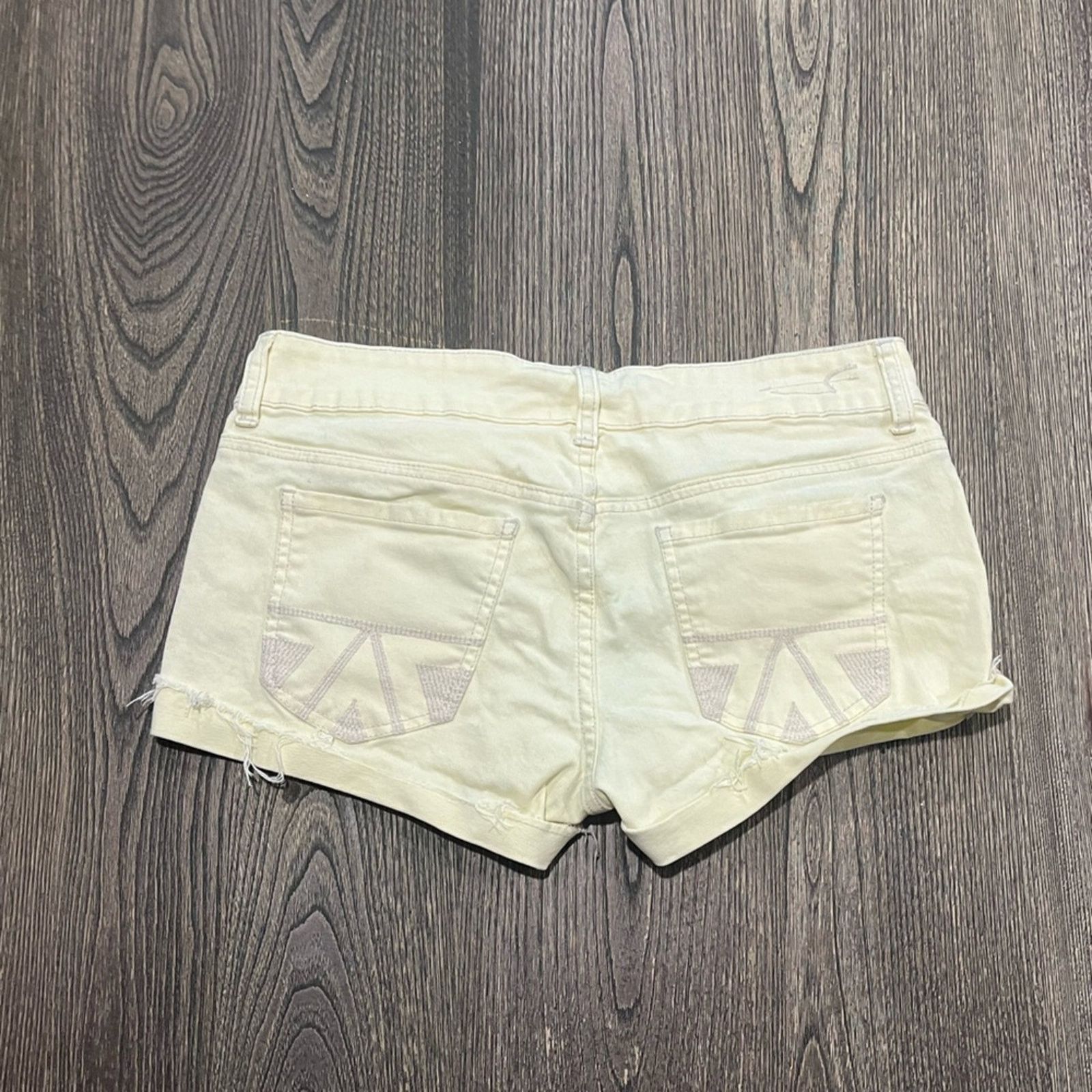 American Eagle Outfitters American Eagle Womens Jean Shorts Mid Rise Cuffed Hem Denim Size 28" / US 6 / IT 42 - 7 Thumbnail