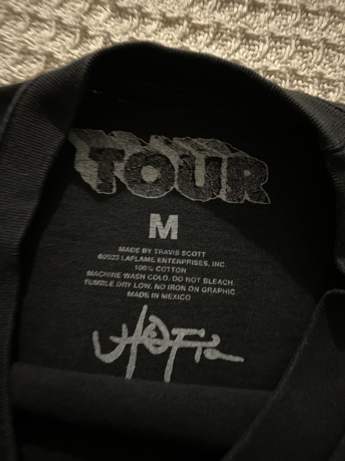 Travis Scott Travis scott utopia tour merch Size US M / EU 48-50 / 2 - 5 Thumbnail