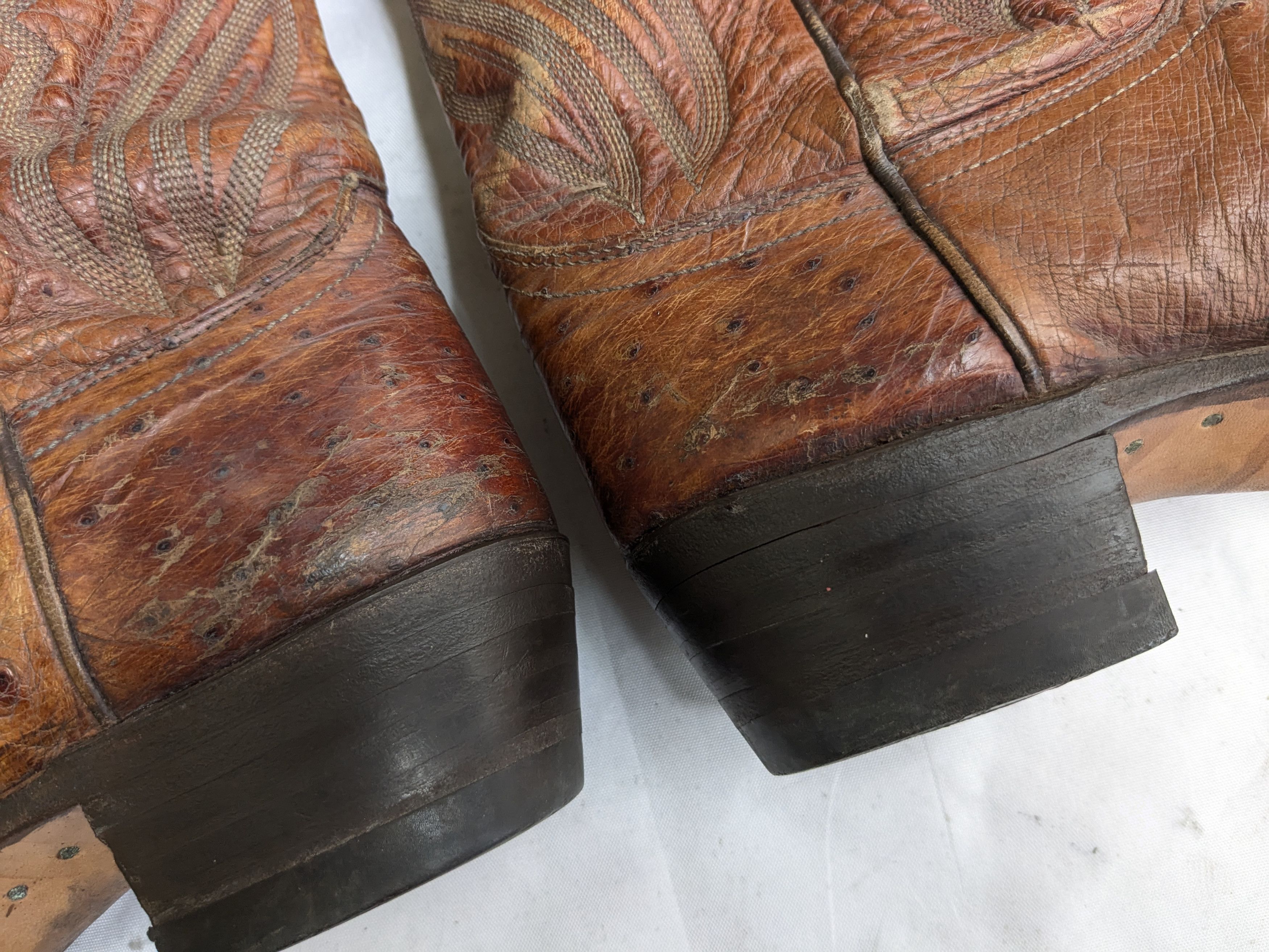 Justin Boots Vintage Justin Cowboy Boots Brown Ostrich Leather 9.5 D Size US 9 / EU 42 - 12 Thumbnail