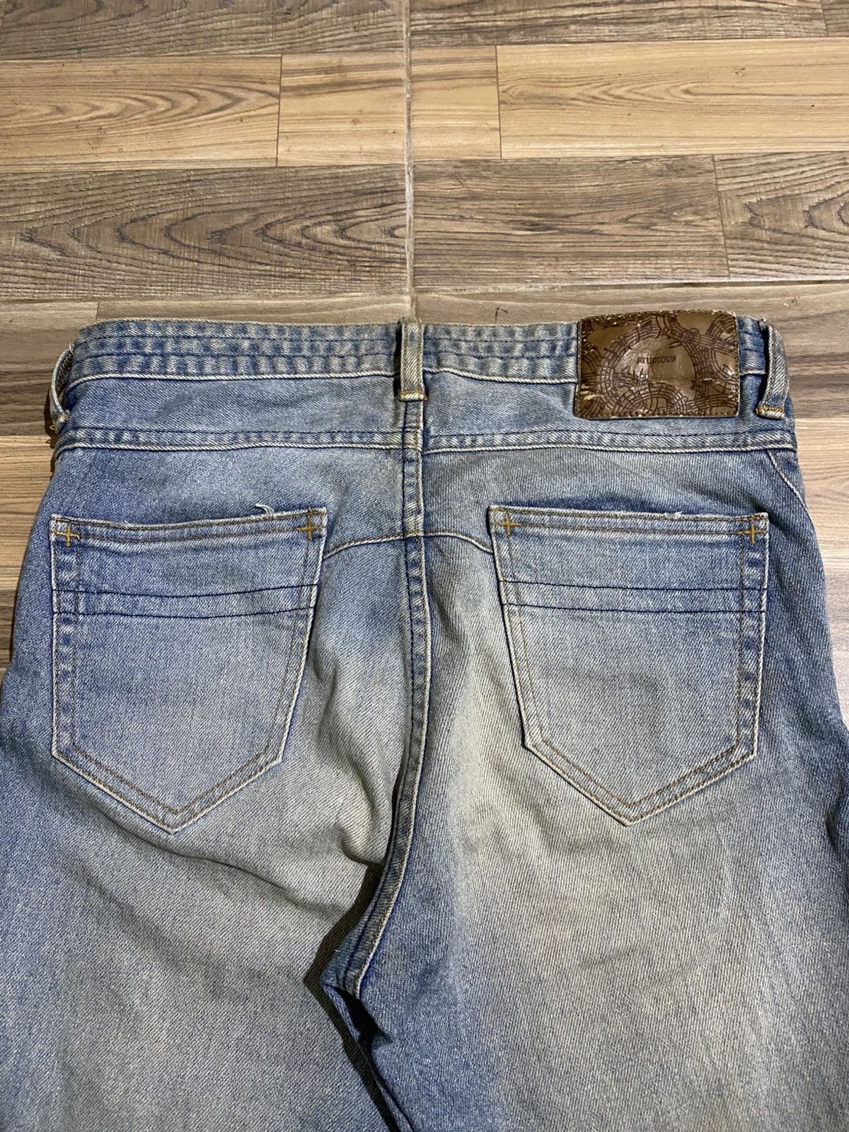 Number (N)ine NUMBER NINE STUDIOUS DISTRESSED SKINNY SHORT PANTS Size US 28 / EU 44 - 11 Thumbnail