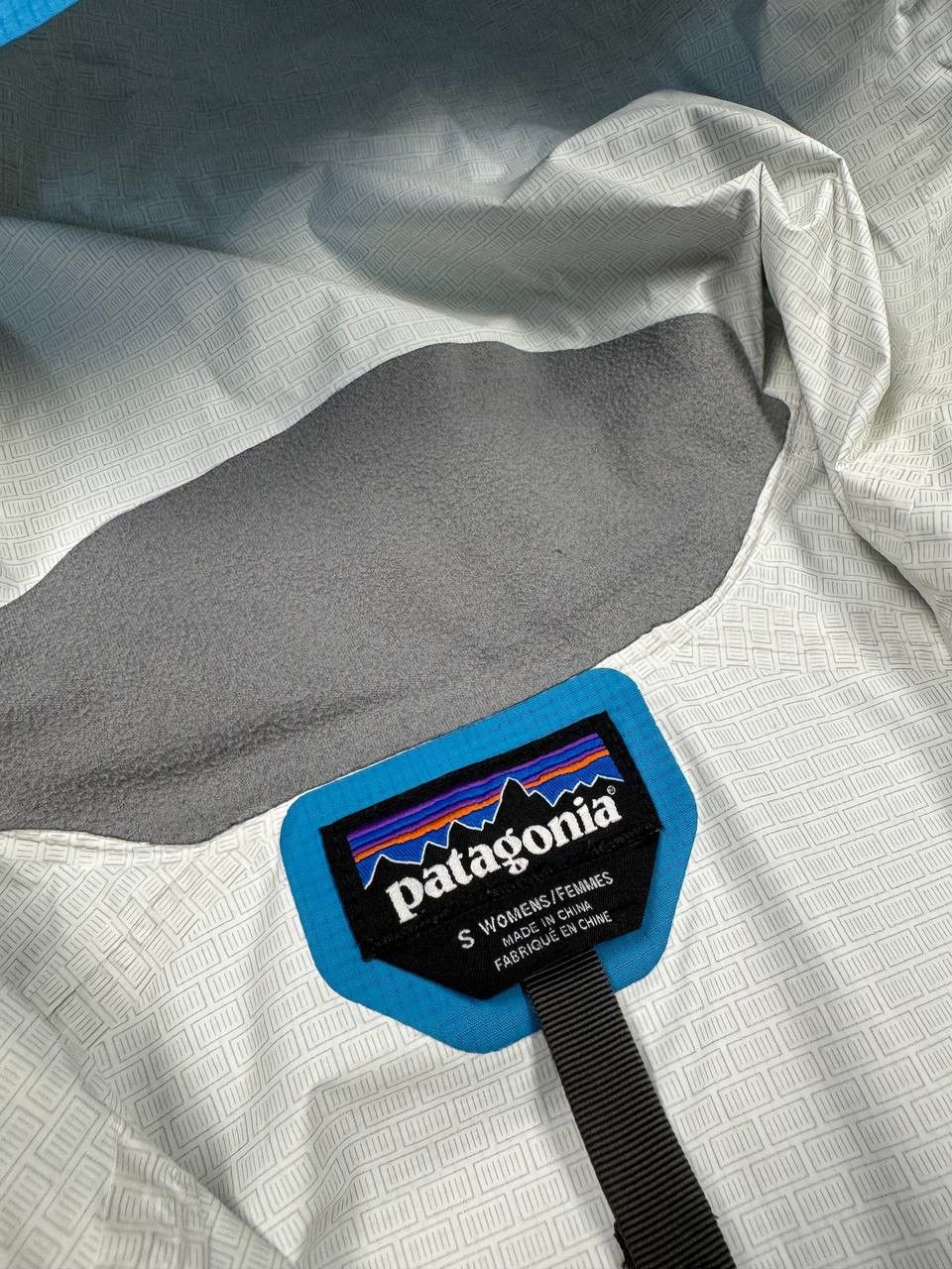 Patagonia Women's H2no Torrentshell Blue Jacket Full Zip