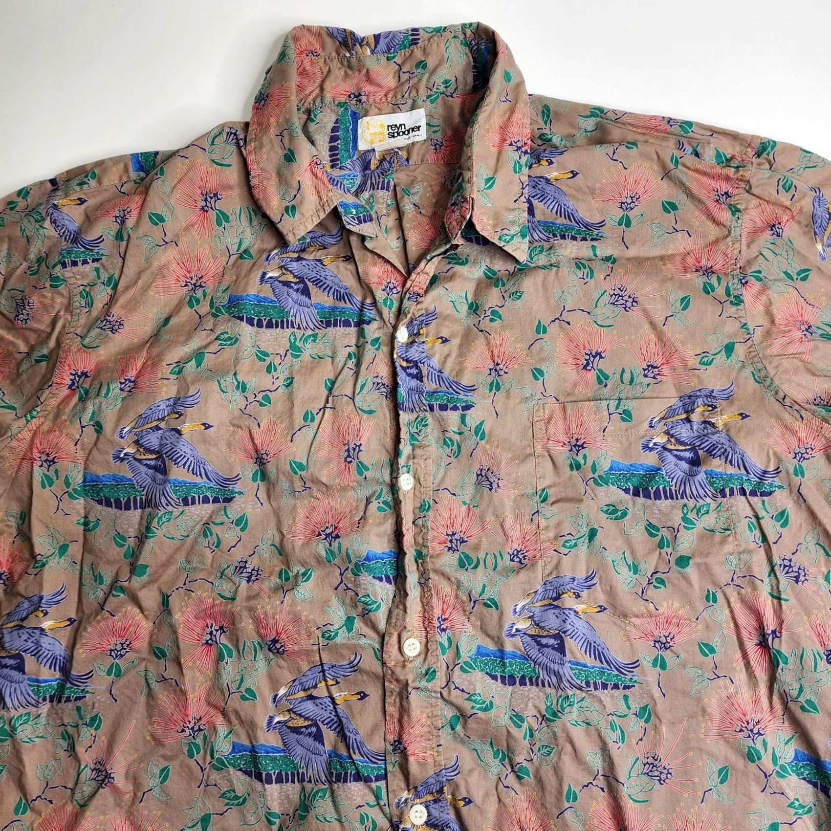 Reyn Spooner Reyn Spooner Shirt XL Cotton Hawaiian Bird Floral Short Sleeve Button-Up Men Multicolor Floral Hawaiian 90s Size US XL / EU 56 / 4 - 3 Thumbnail