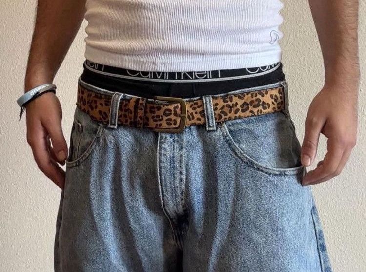 Japanese Brand 2000s leopard cheetah print belt Size 32 - 3 Thumbnail
