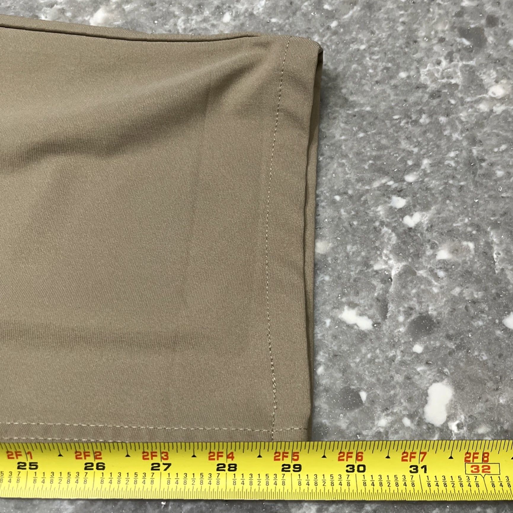 Levi's Levis 511 Pants Mens 38x30 Khaki Straight Stretch Engineered For Movement Size US 38 / EU 54 - 6 Thumbnail