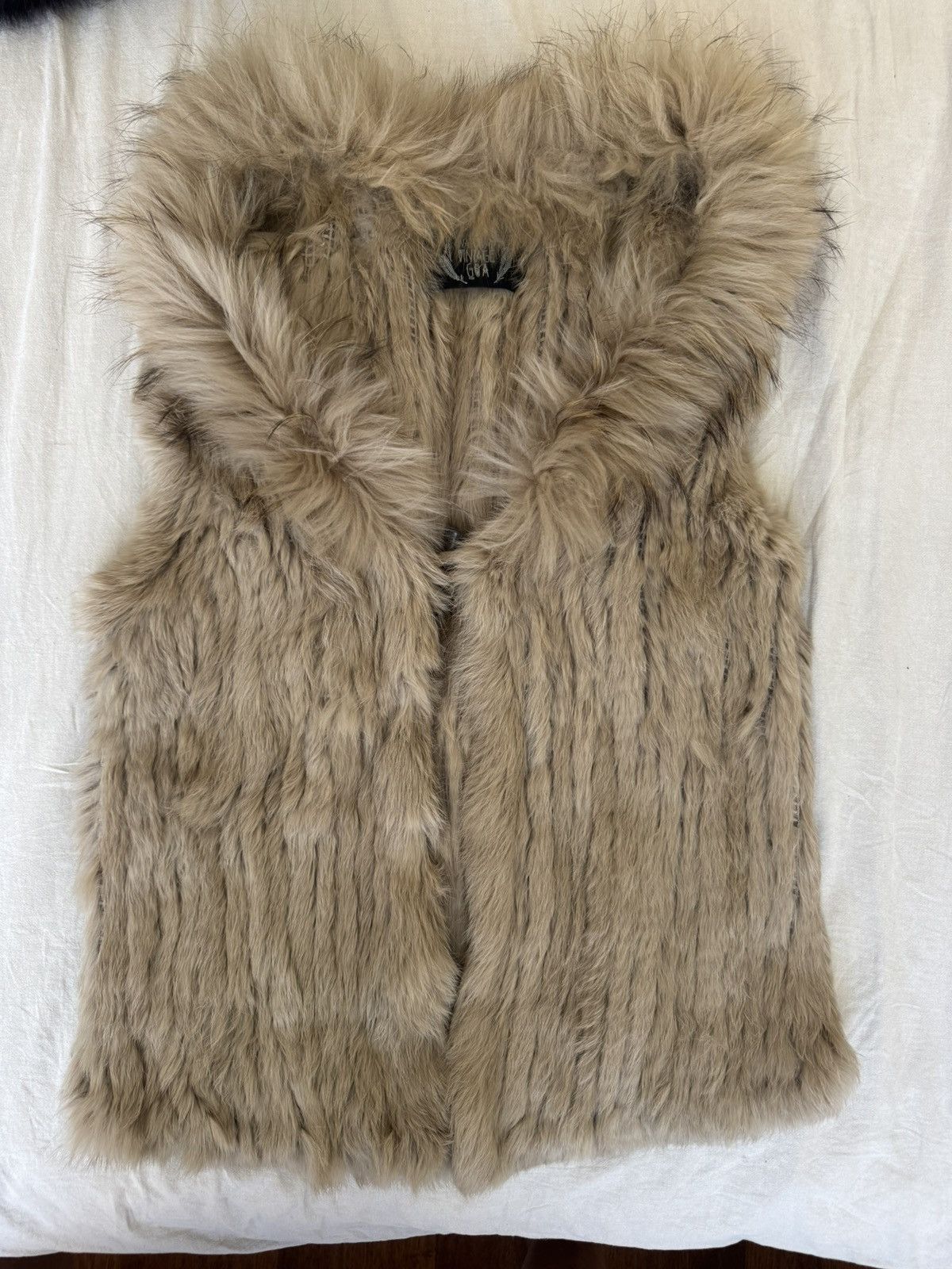 GOA GOA japanese brand beige rabbit fur vest Size US S / EU 44-46 / 1 - 1 Thumbnail